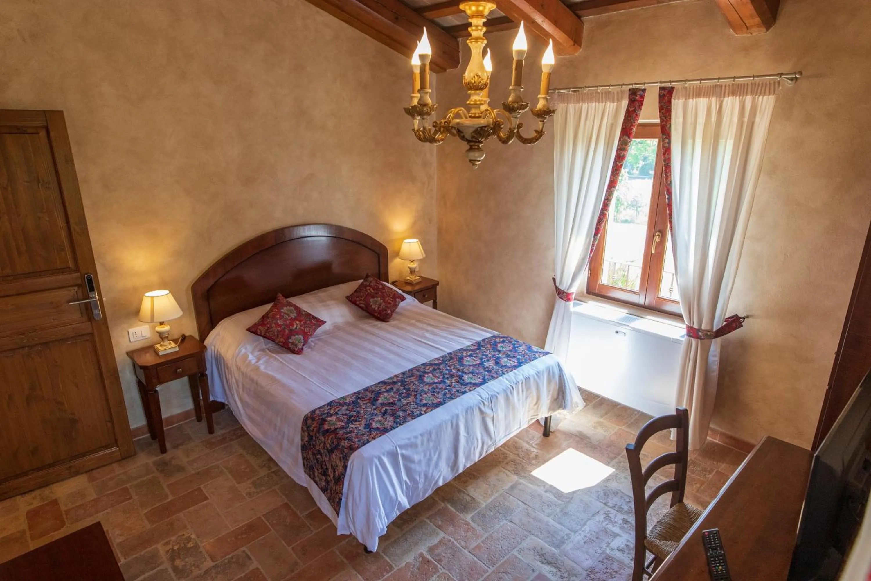 Bedroom, Bed in Locanda di Montegiove