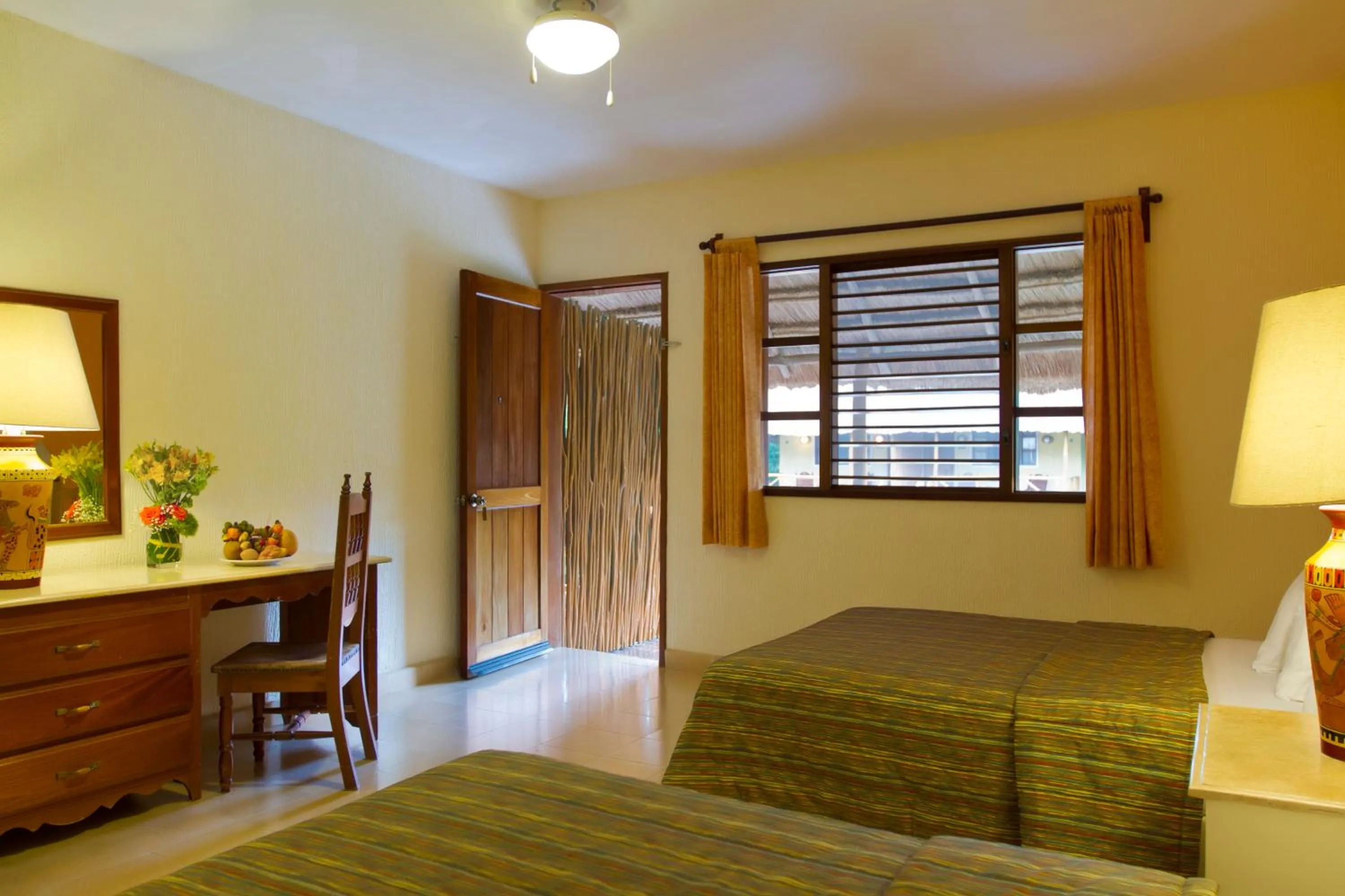 Bedroom, Bed in hotel villas chicanna