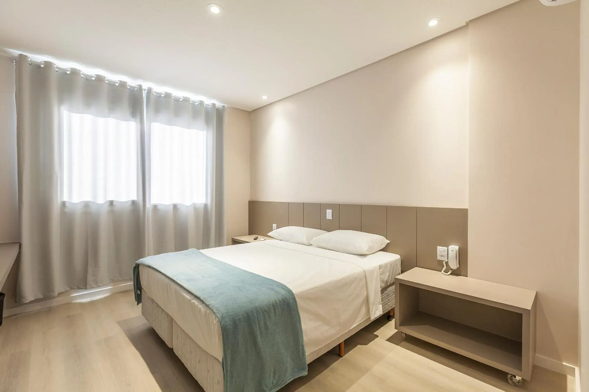 Deluxe Room in Tri Hotel Executive Osório Deluxe Room in Tri Hotel Executive Osório