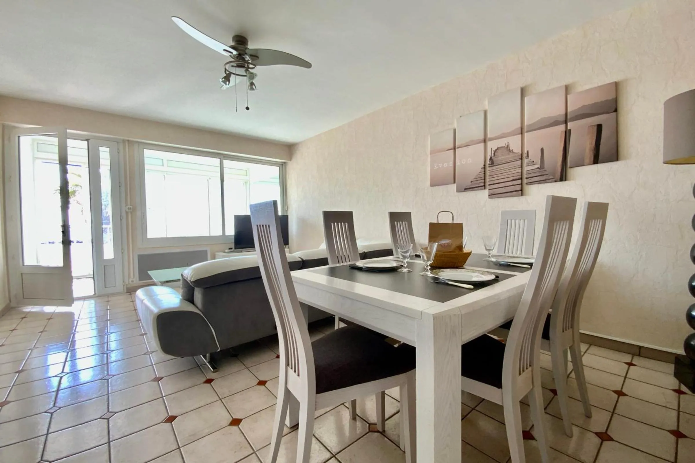 Appartement Mar e Souleu avec Terrasse et Vue Mer au Grau du Roi
