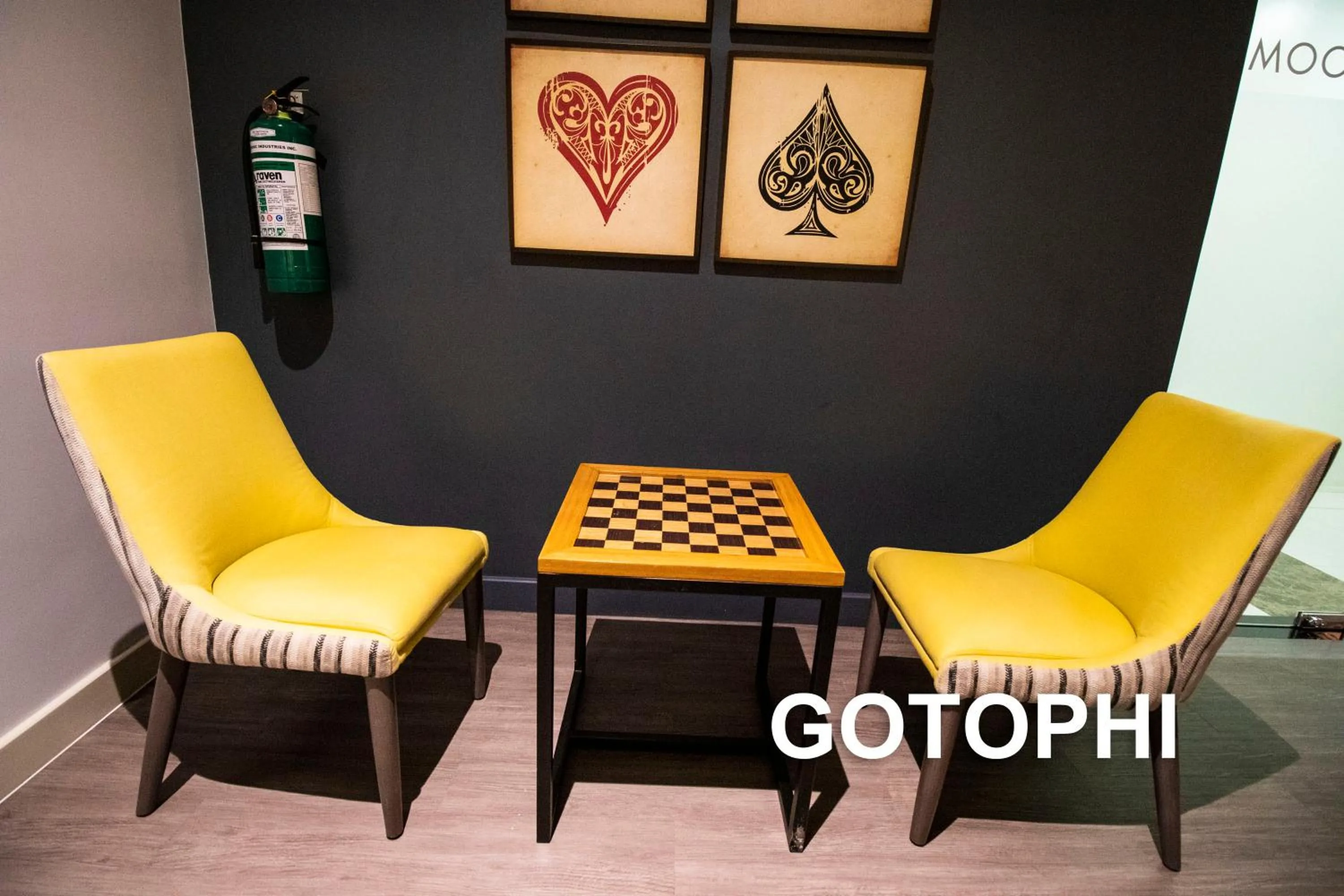 Seating area in One Uptown Residence