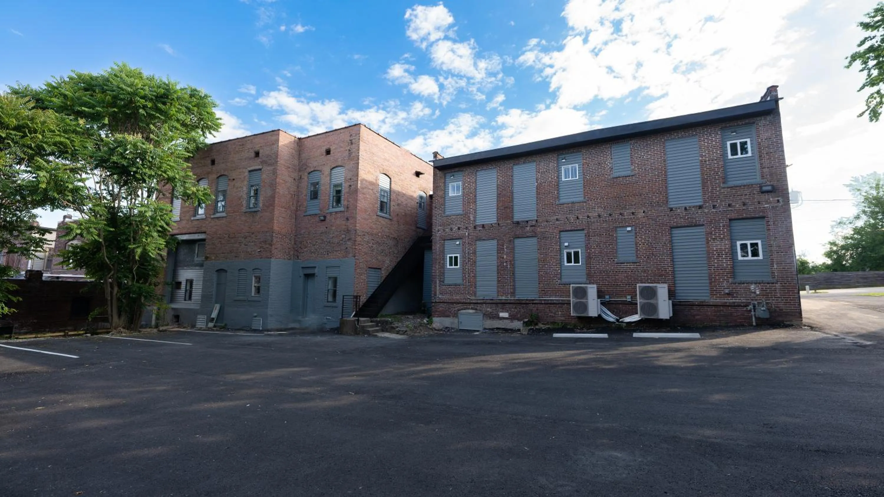 Property building in Five10 Orange Street Hotel - Hot Springs