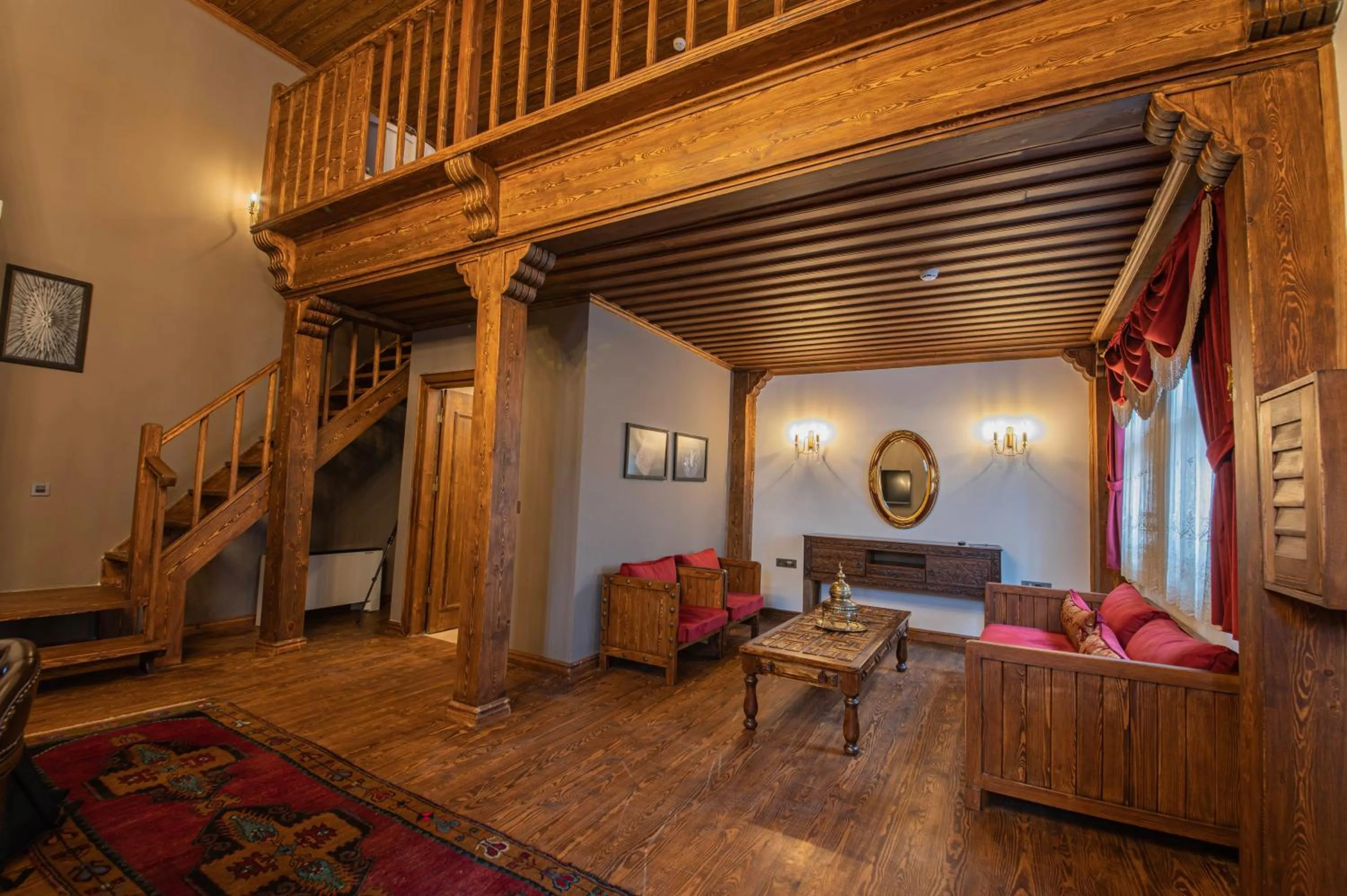 Living room in Four Mansions Hotel