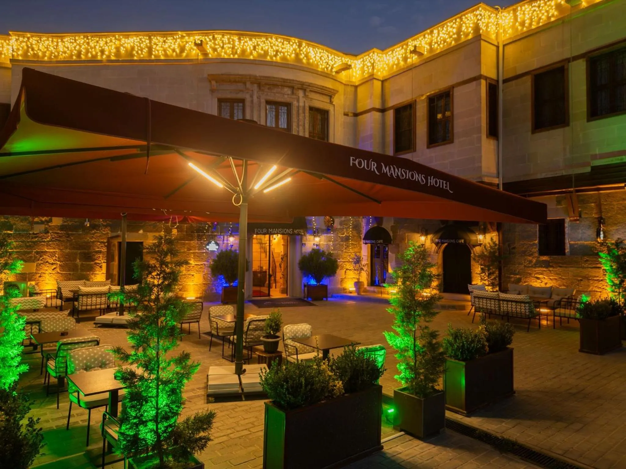 Property building in Four Mansions Hotel