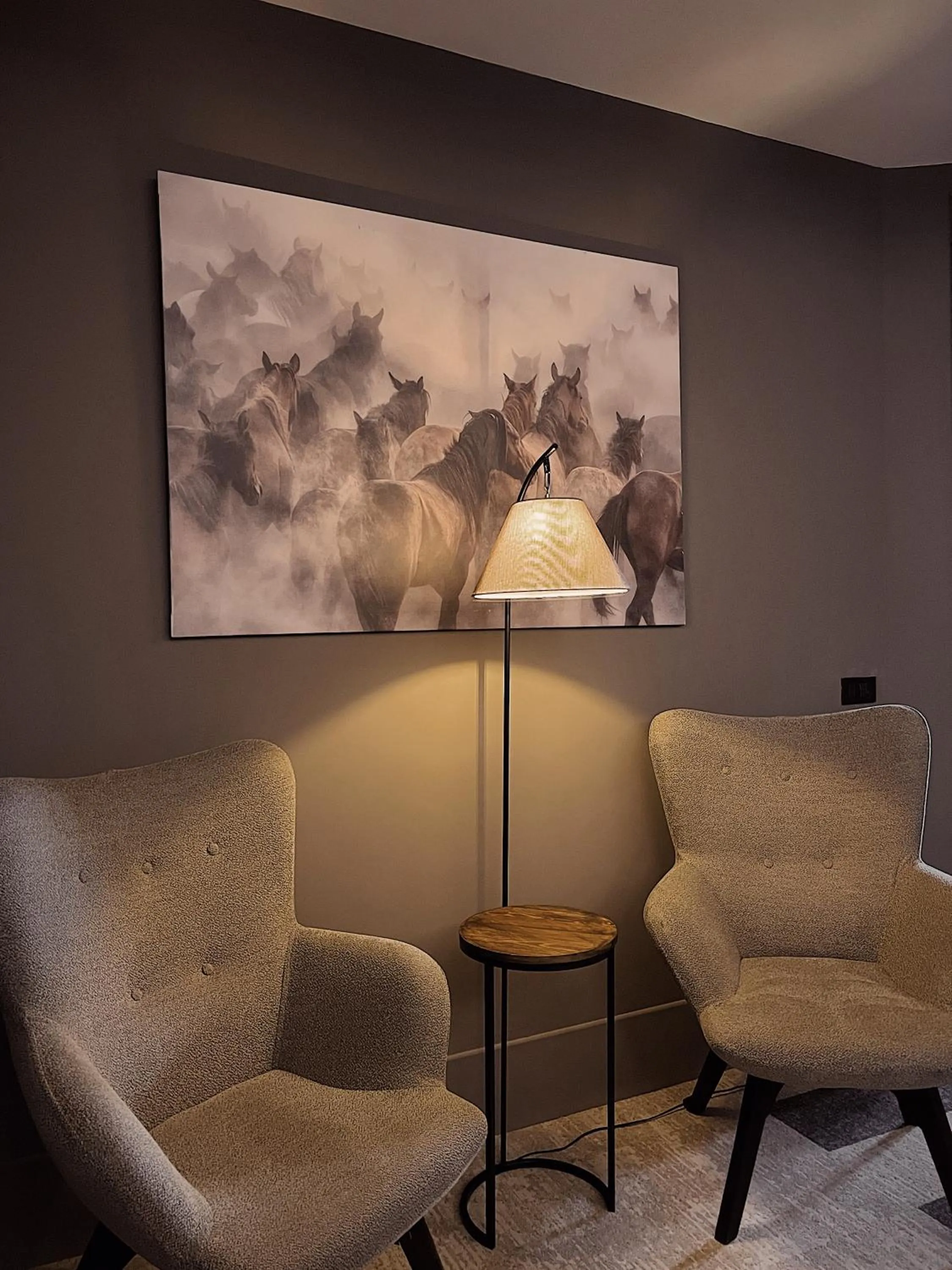 Living room in Four Mansions Hotel