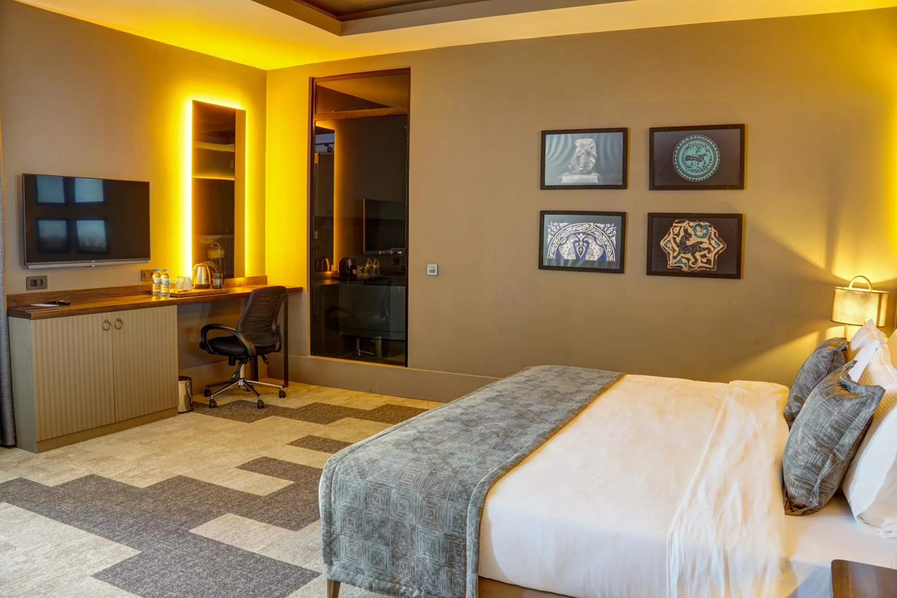 Bed in Four Mansions Hotel