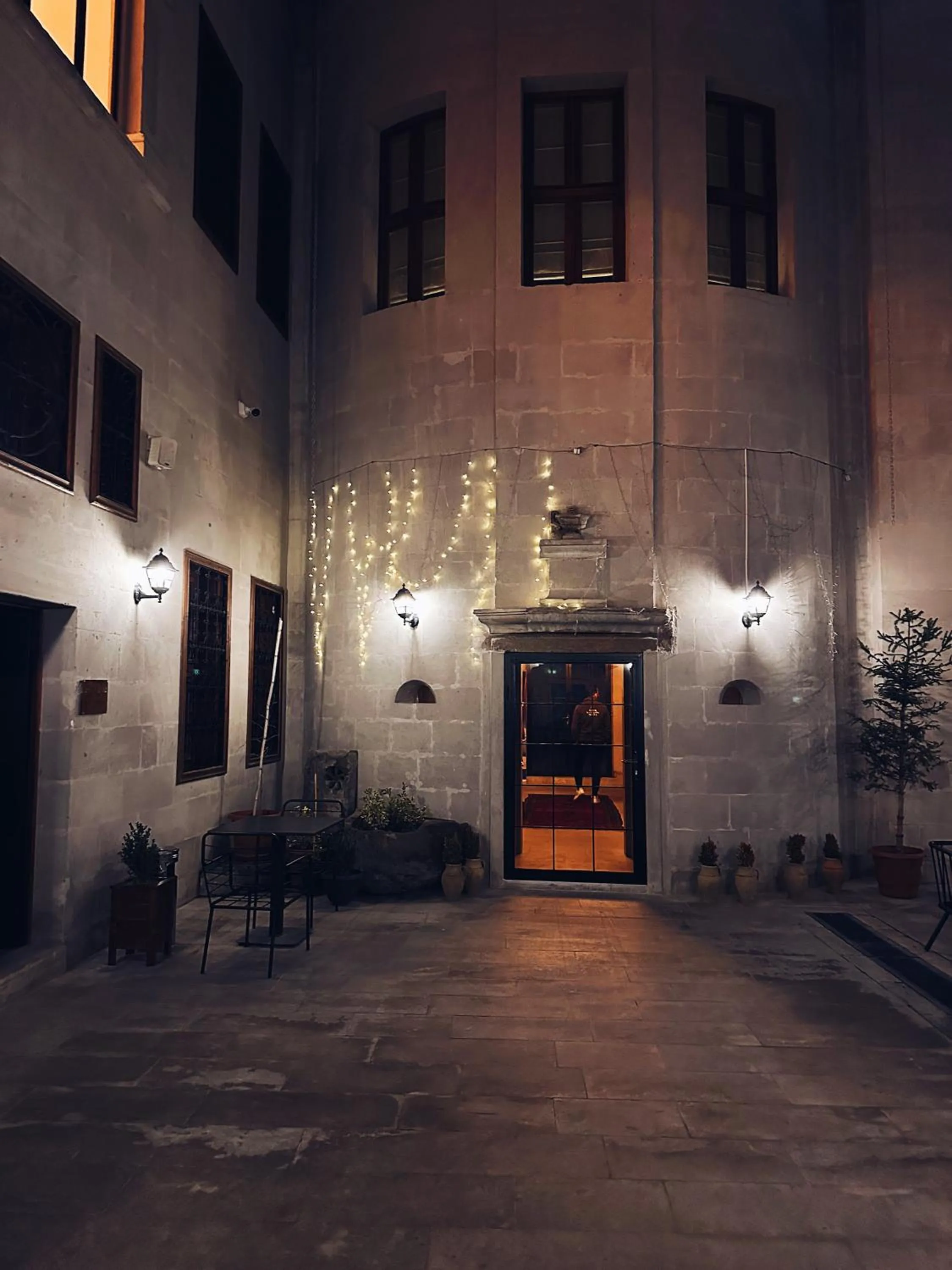 Garden in Four Mansions Hotel