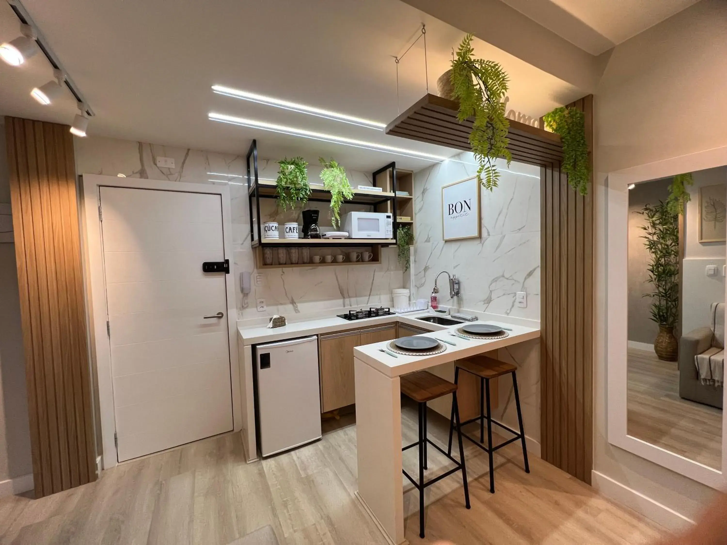 LINDO APARTAMENTO LEBLON LINDO APARTAMENTO LEBLON