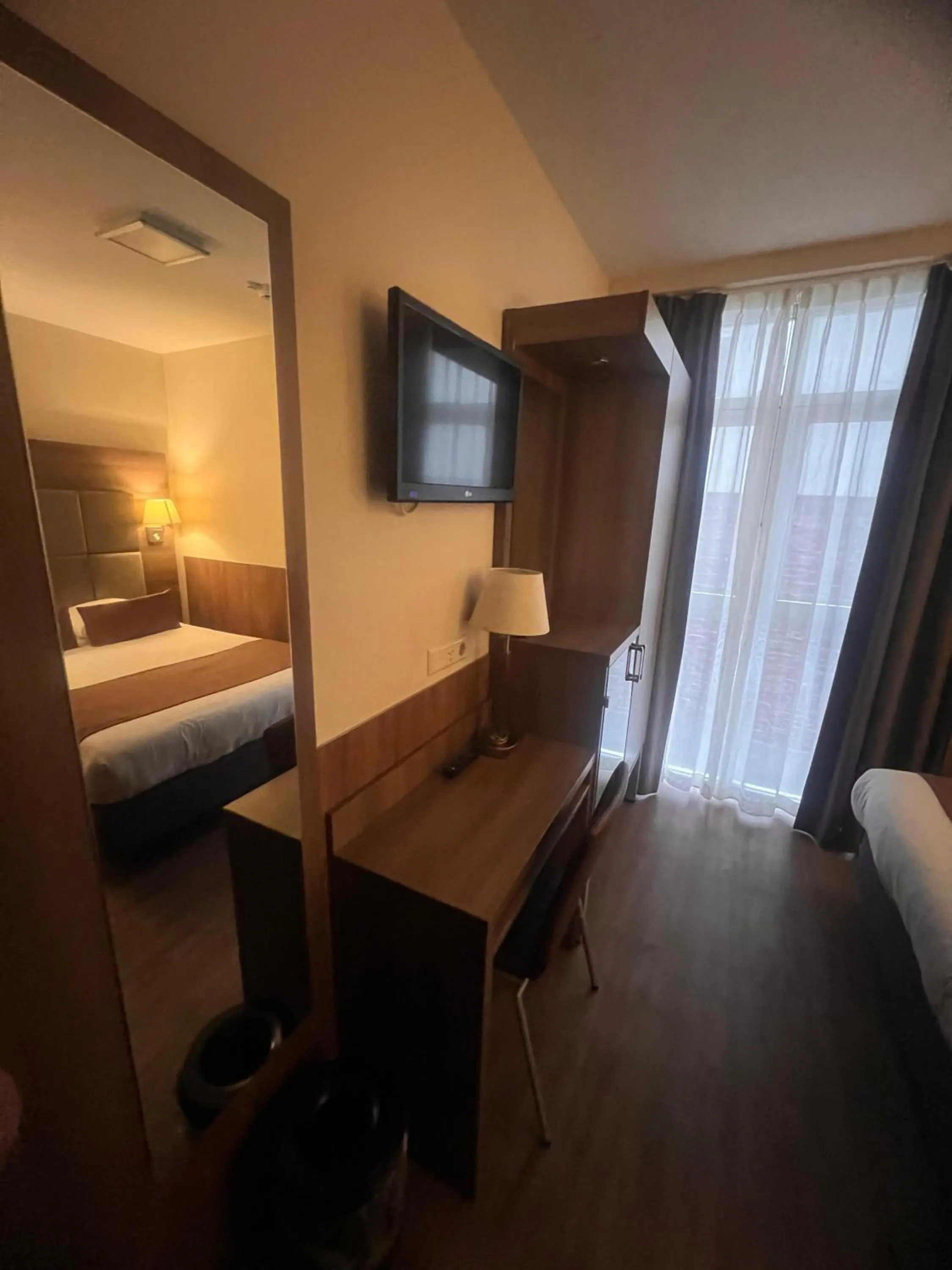 Bed in OZO Hotels Cordial Amsterdam