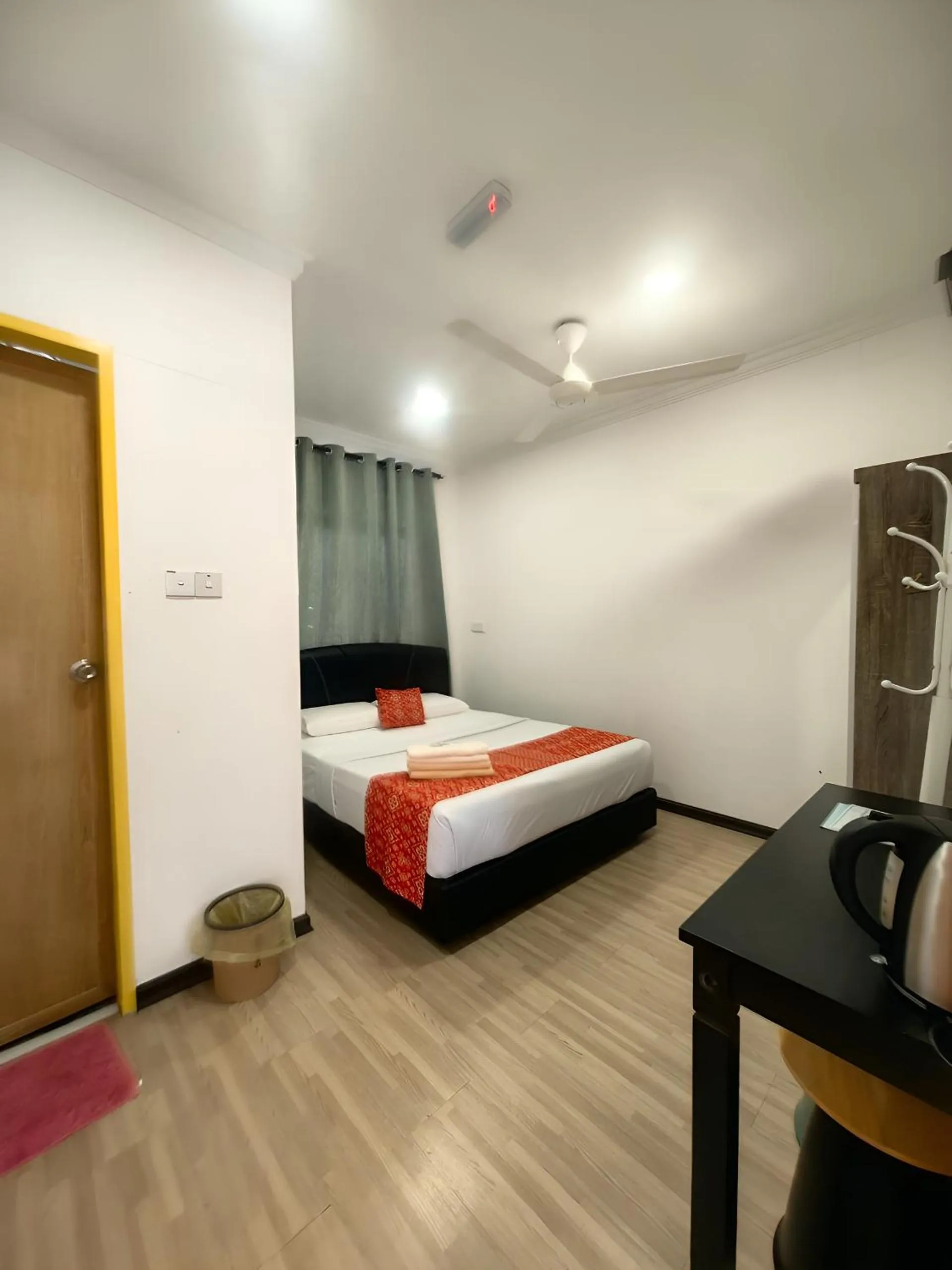 Bed in KUNDASANG MOUNT GARDEN