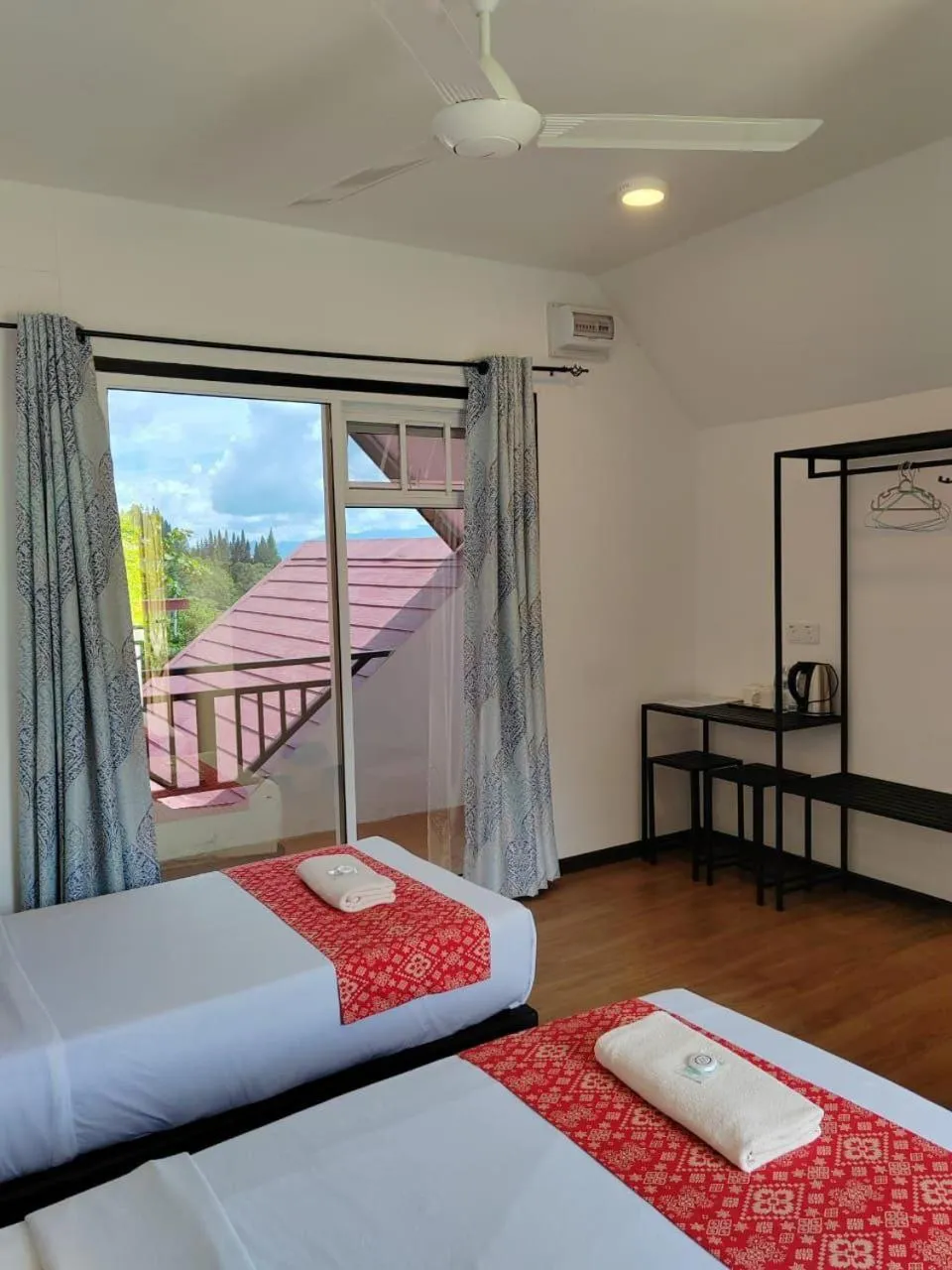 Bed in KUNDASANG MOUNT GARDEN