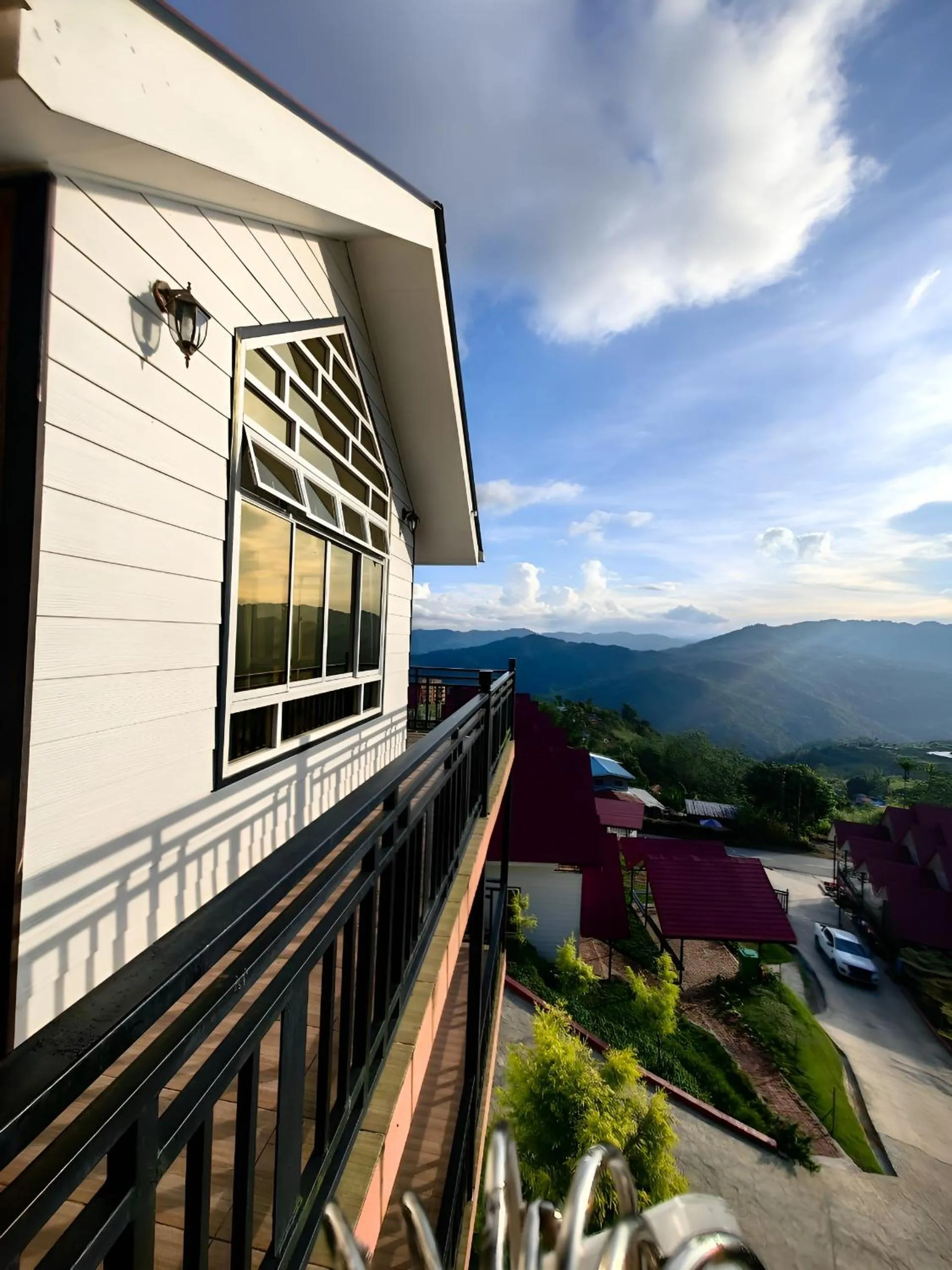 Property building in KUNDASANG MOUNT GARDEN