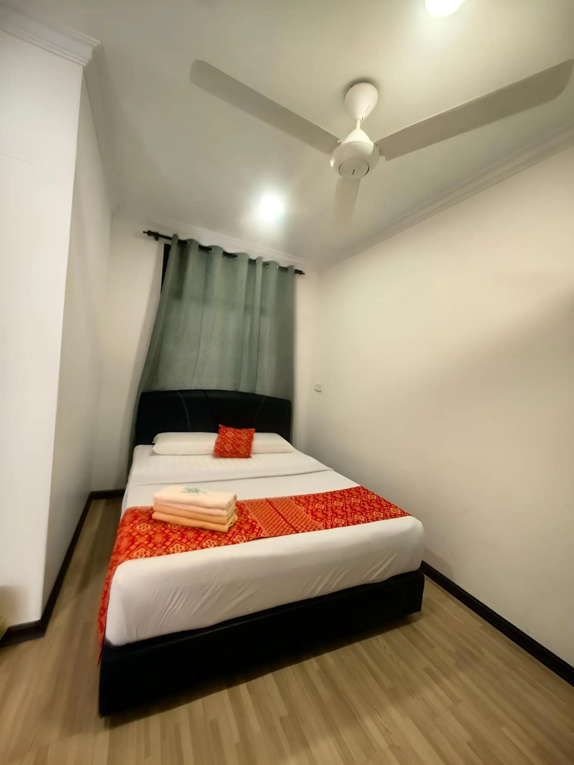 Bed in KUNDASANG MOUNT GARDEN