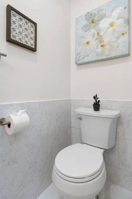 Stunning 2BR w/ 1BA Home near BART