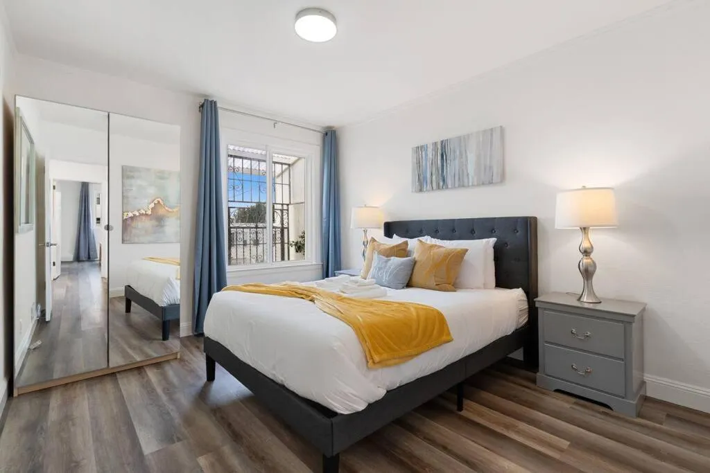 Bed in Stunning 2BR w/ 1BA Home near BART