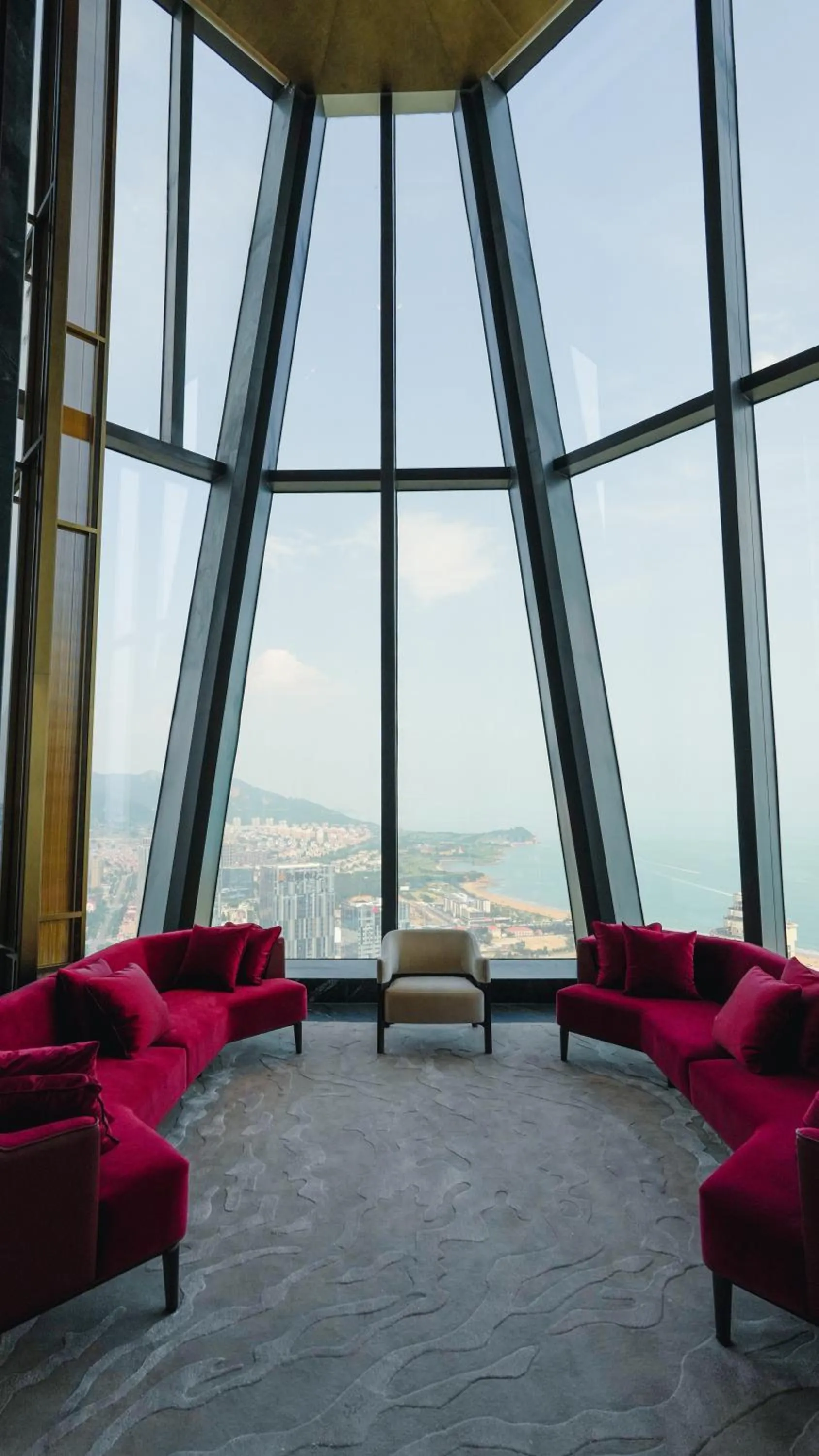 Lobby or reception in Diaoyutai Hotel Qingdao