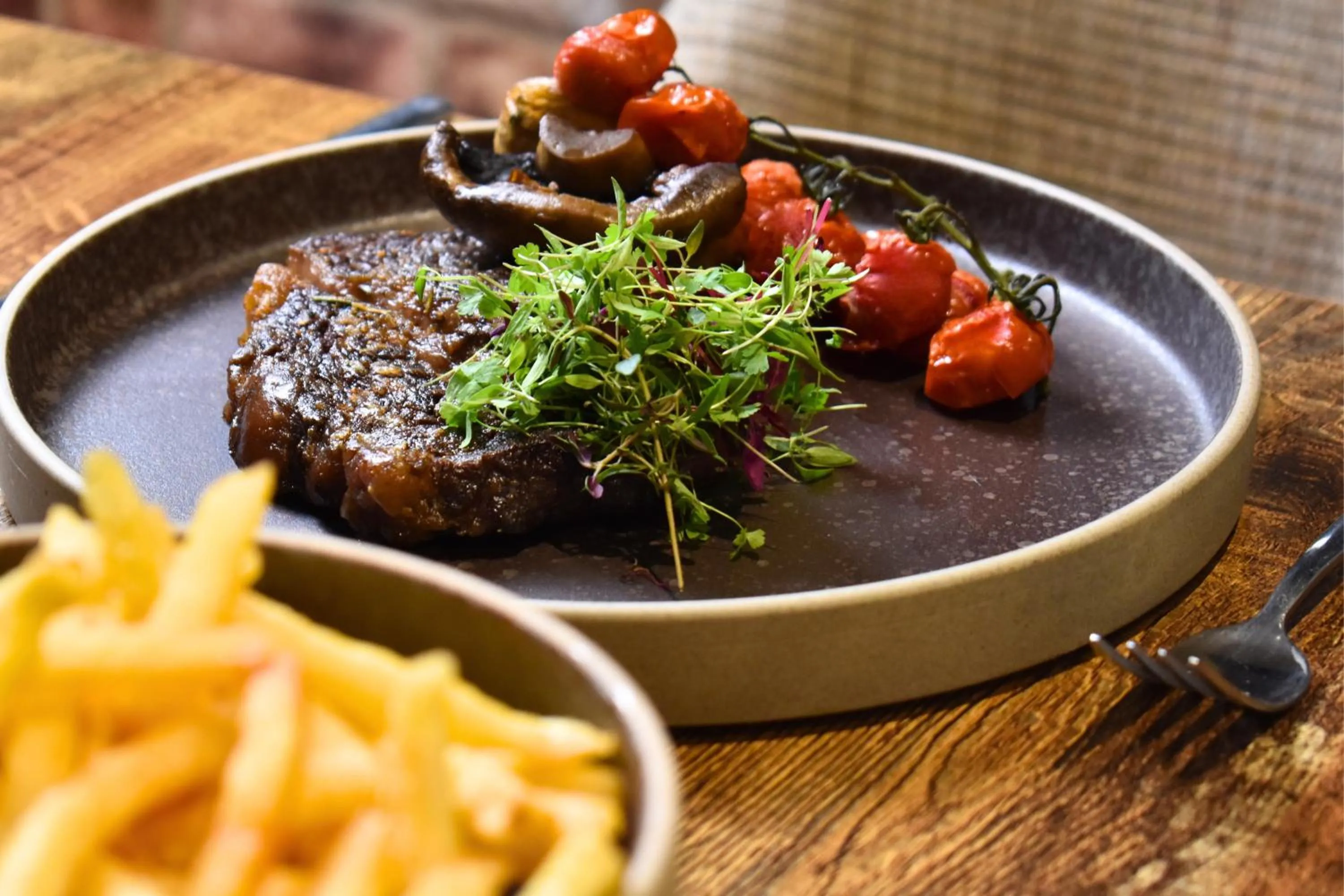 Restaurant/places to eat in Villiers Hotel