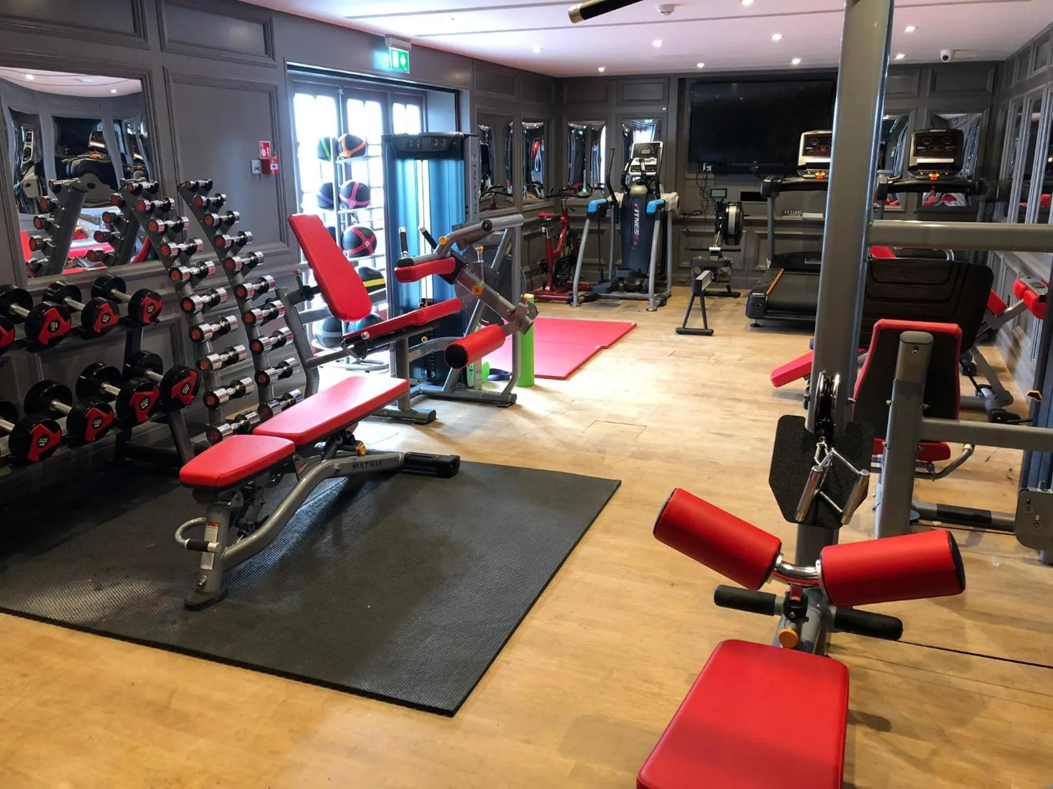 Fitness centre/facilities in Villiers Hotel