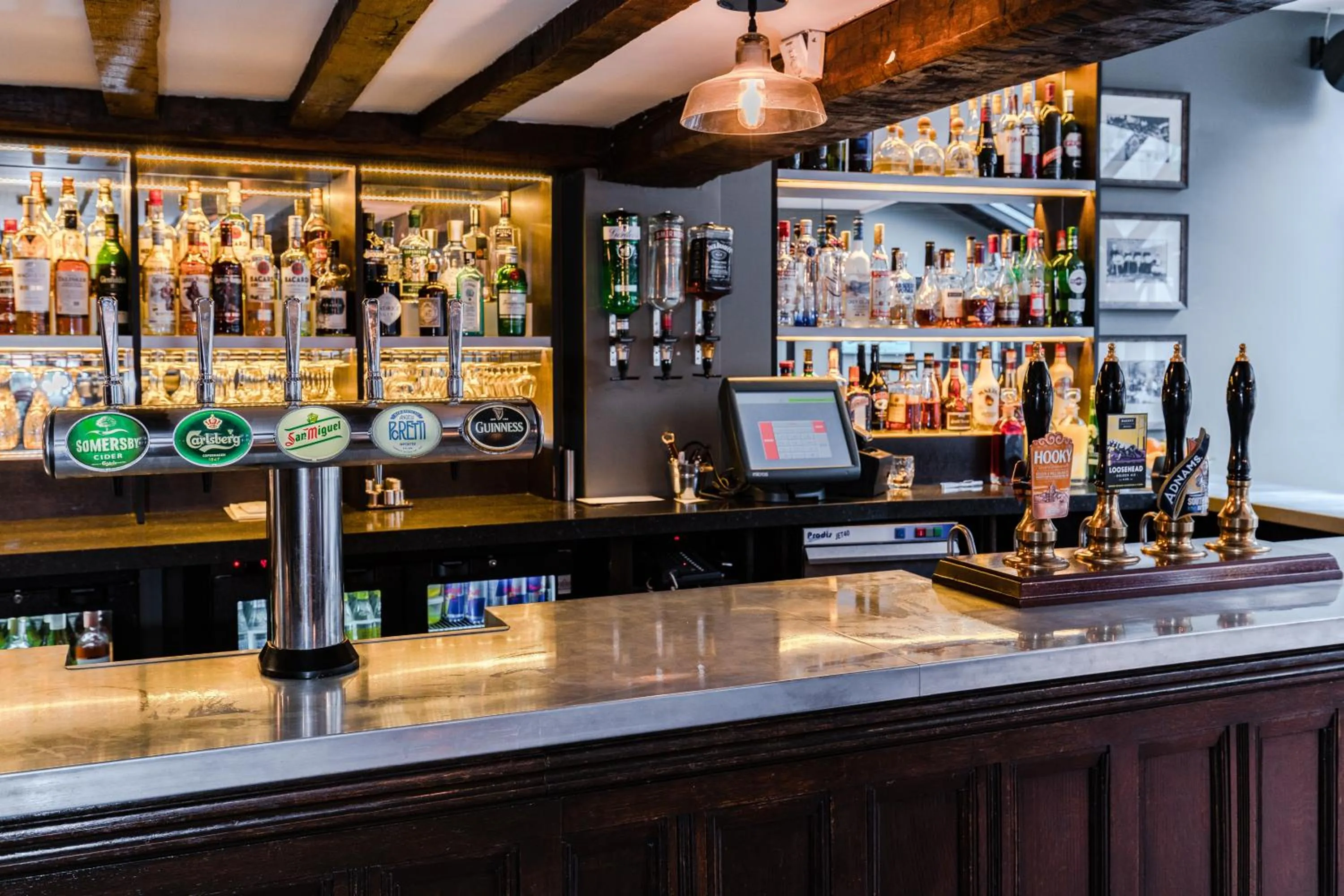 Lounge or bar in Villiers Hotel