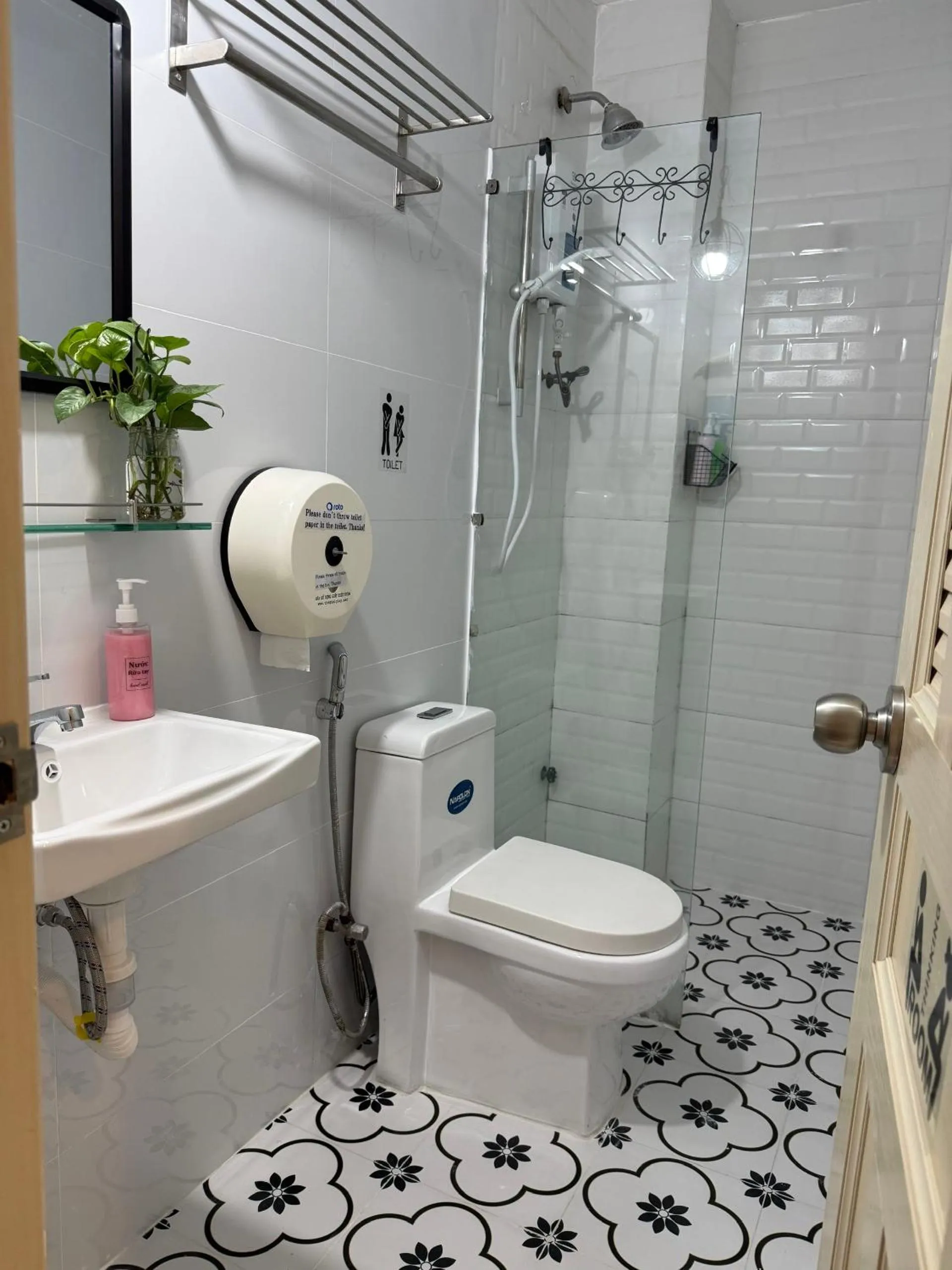 Shower in Lily Hostel