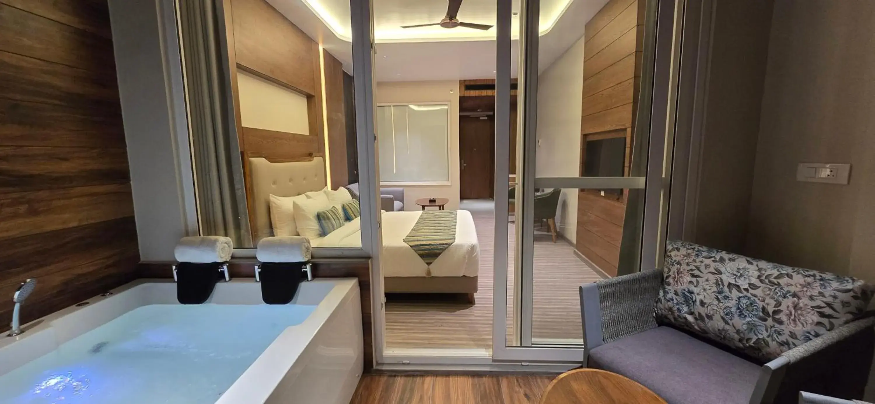 King Room with Mountain View in OREN Kasauli King Room with Mountain View in OREN Kasauli