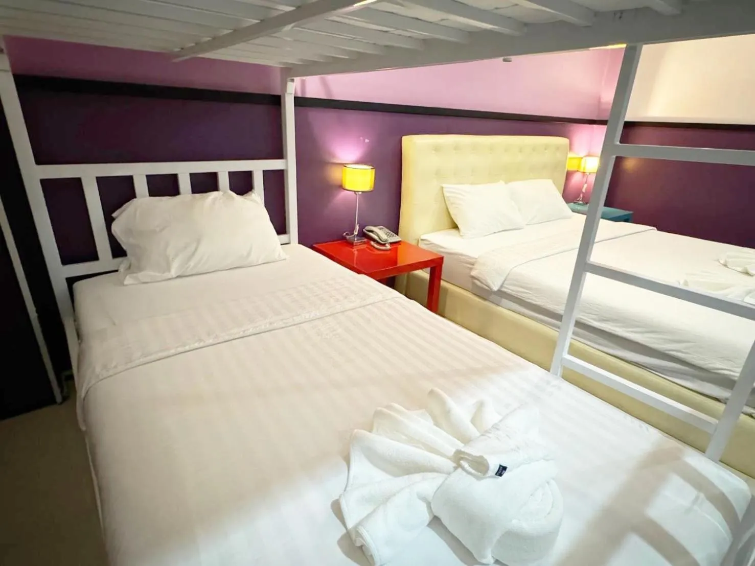 Bed in Donmueang Airport Modern bangkok