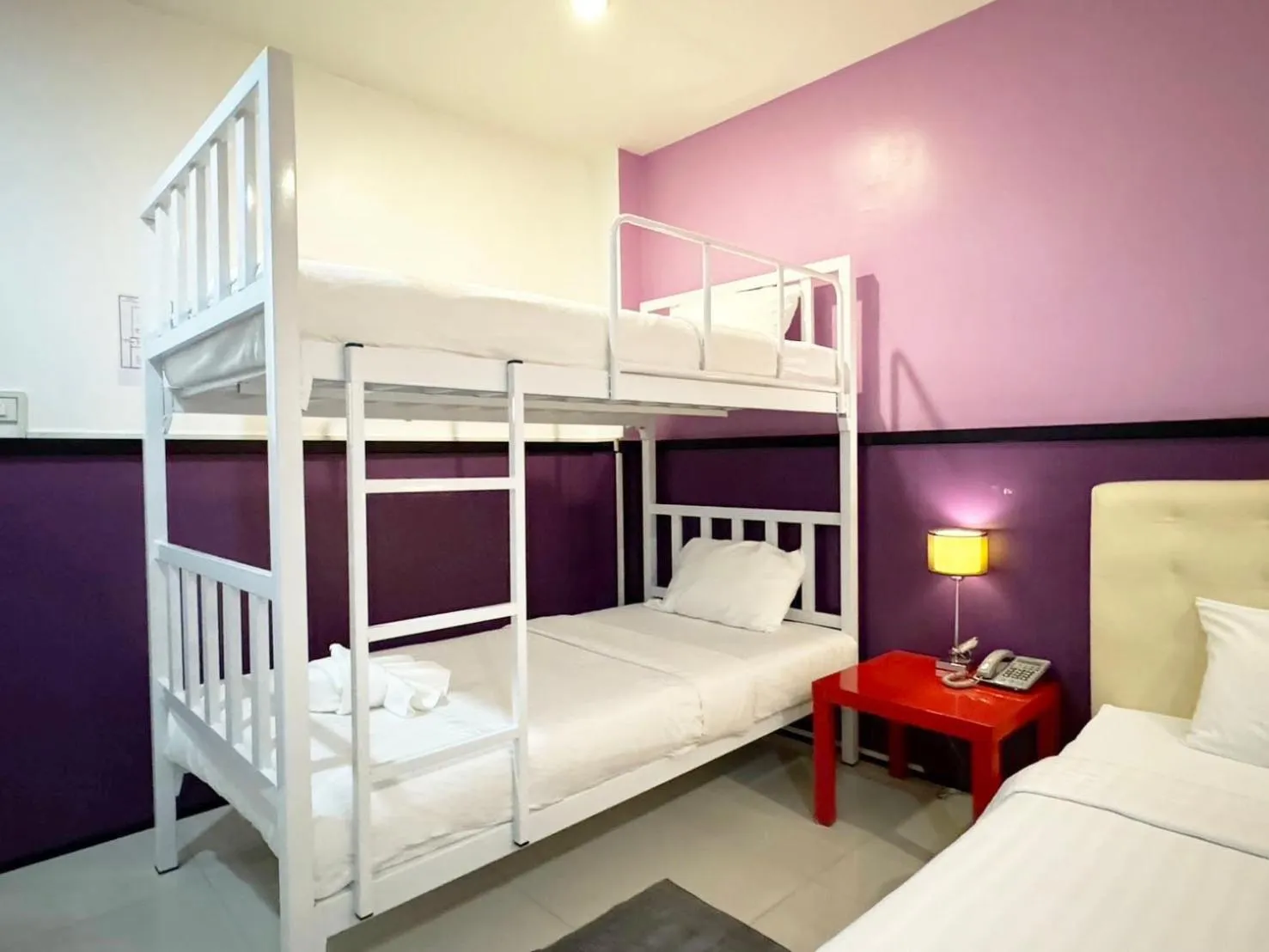 Bed in Donmueang Airport Modern bangkok