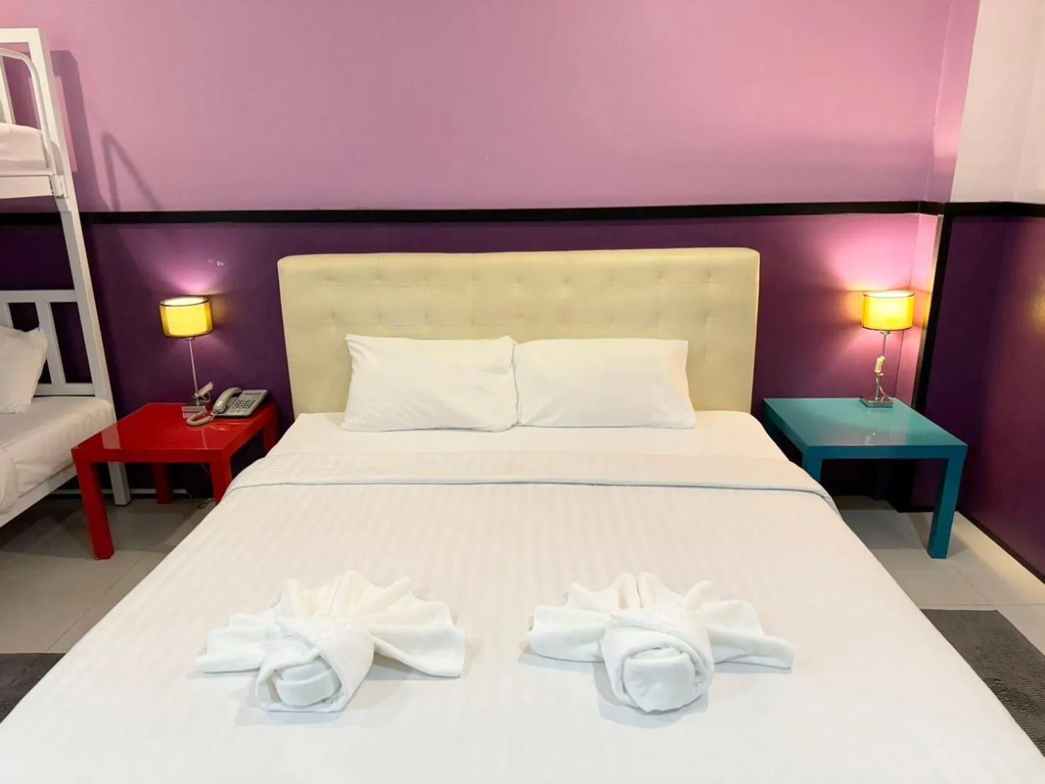 Bed in Donmueang Airport Modern bangkok