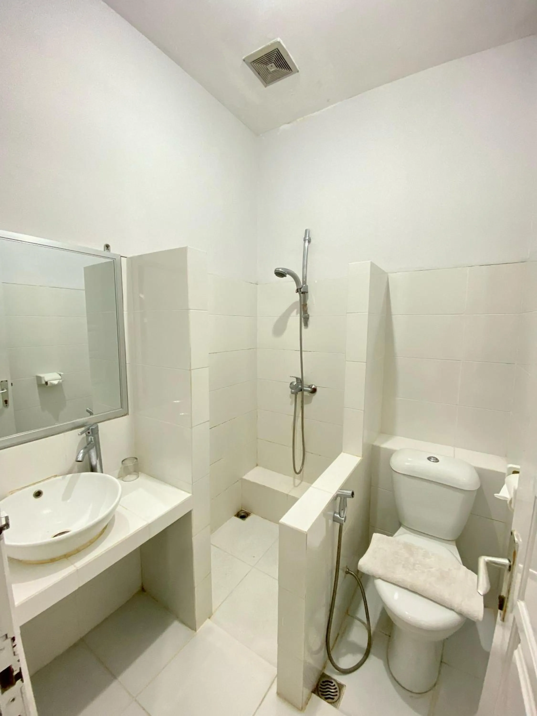 Bathroom in In Villa Garden Resort