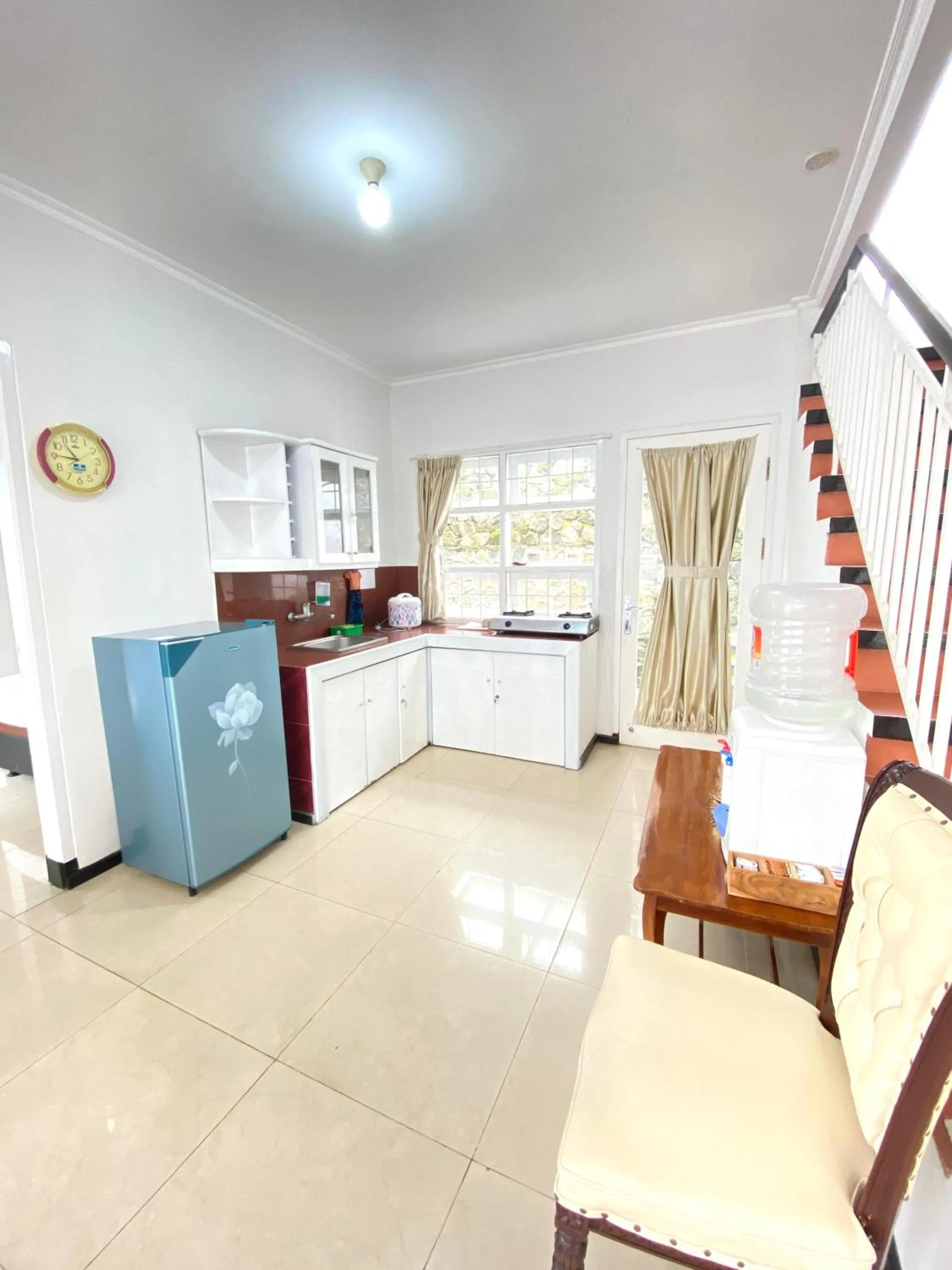 kitchen in In Villa Garden Resort