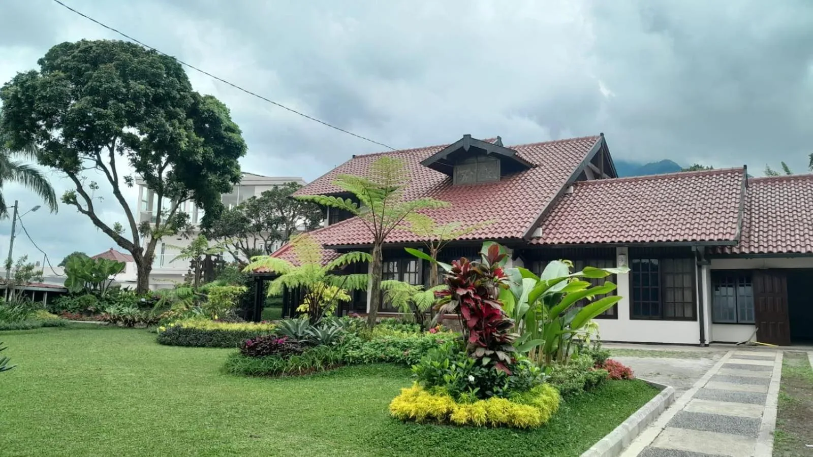 Property building in In Villa Garden Resort