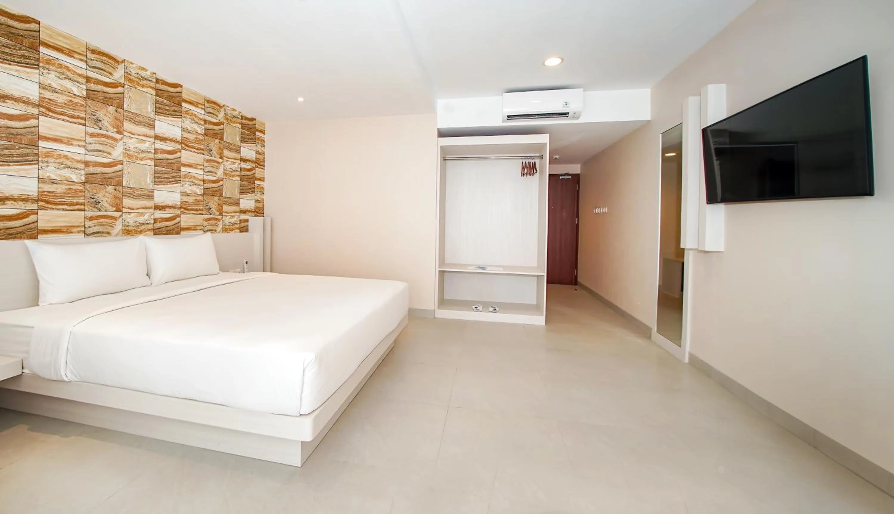 Bed in Dafam Resort Belitung