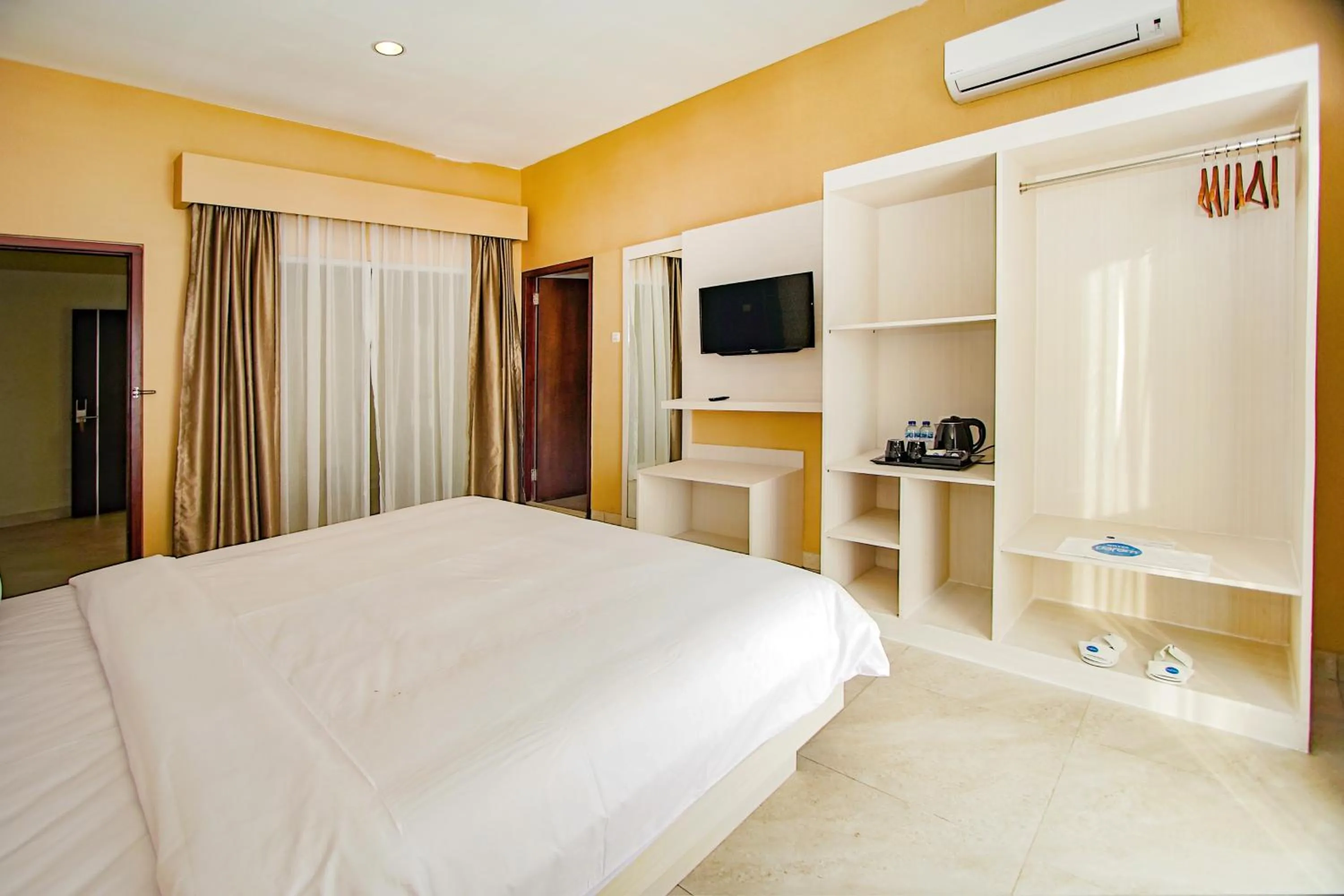 Bed in Dafam Resort Belitung