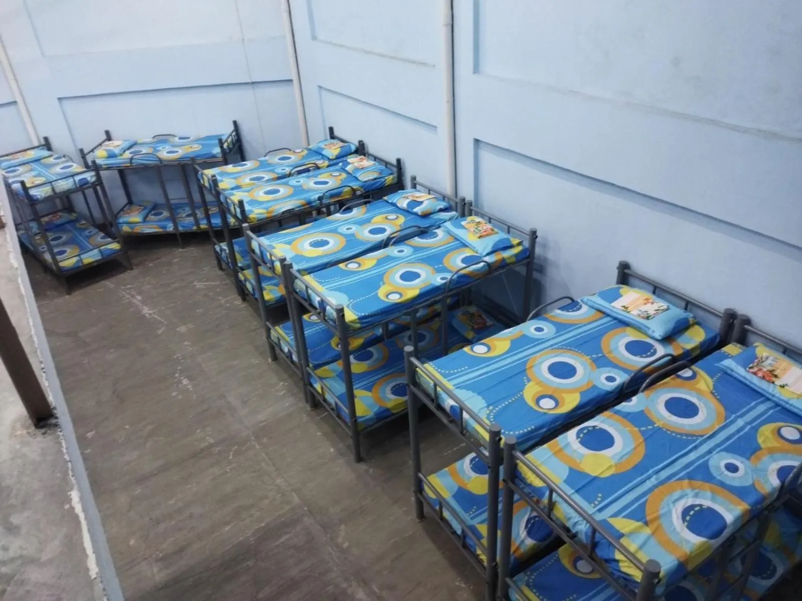 Bed in Mang Ben Dormitory Kaliraya