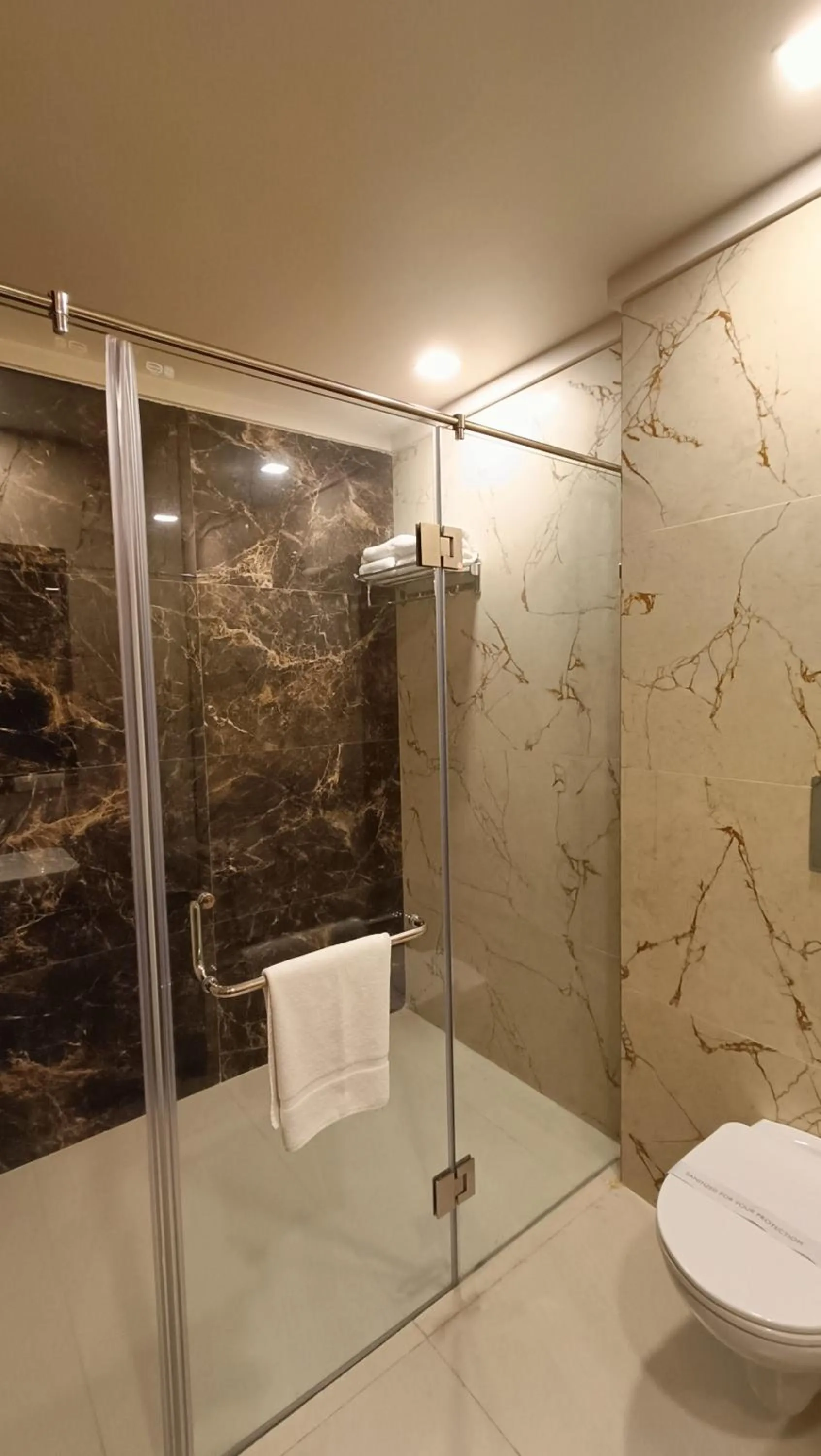 Bathroom in Hotel Shubh Vilas