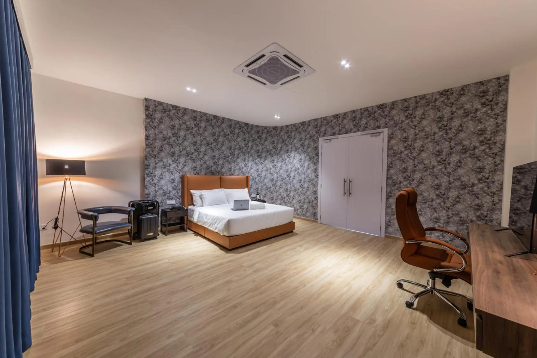 Bed in Bluewaters Staycate