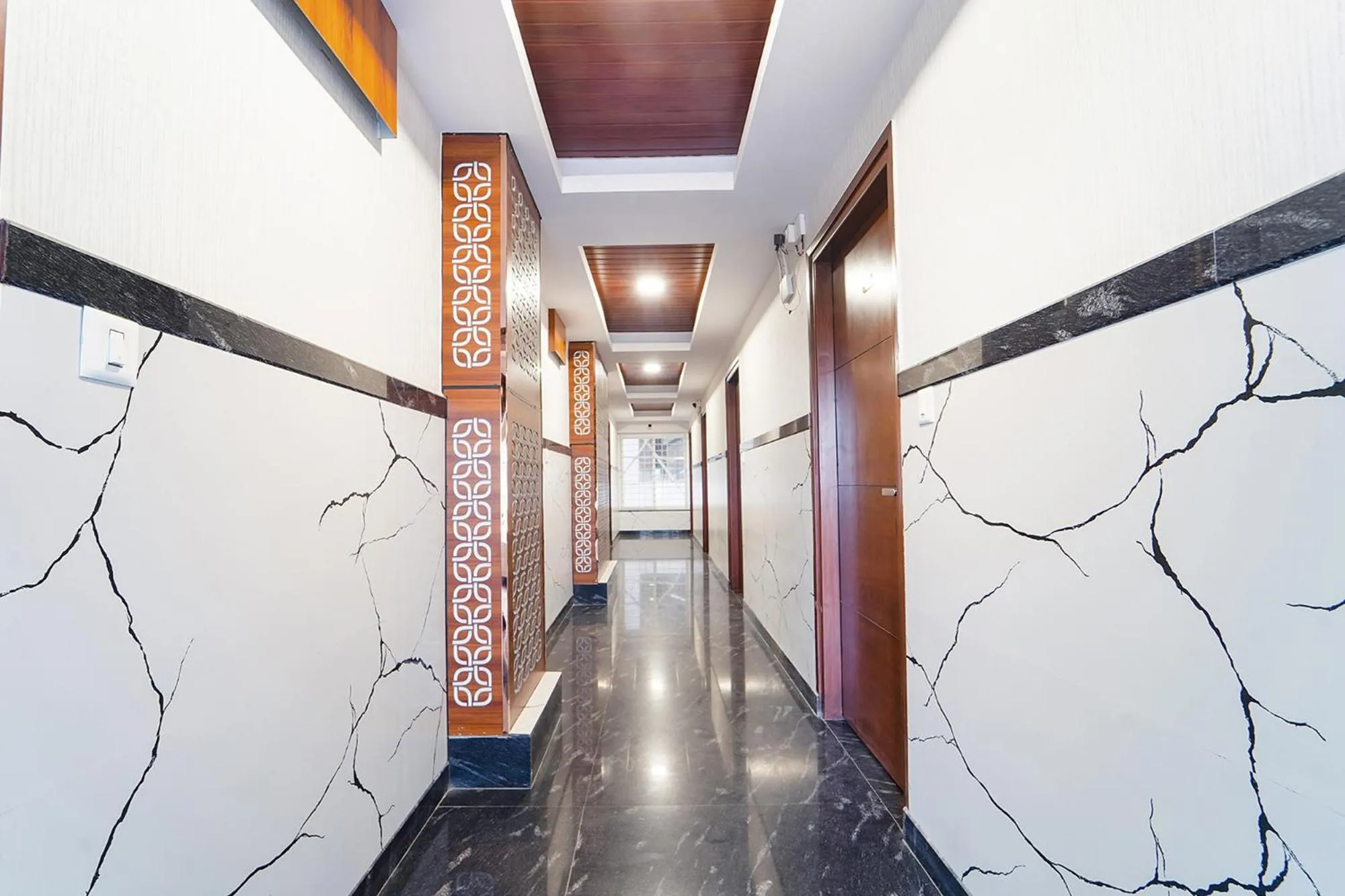 Lobby or reception in FabHotel Ellegant Inn