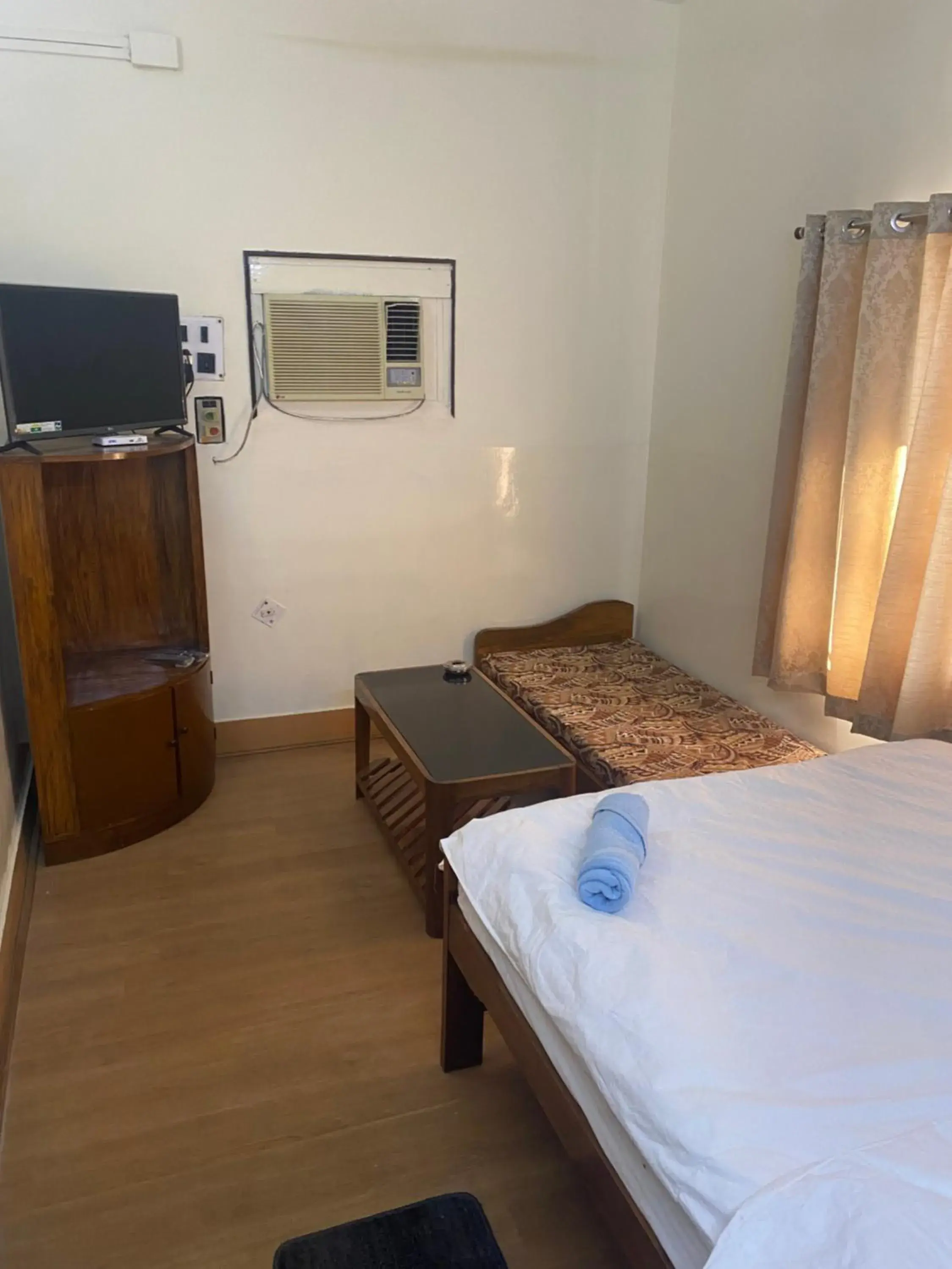 Deluxe Room in Hotel Mayur Deluxe Room in Hotel Mayur