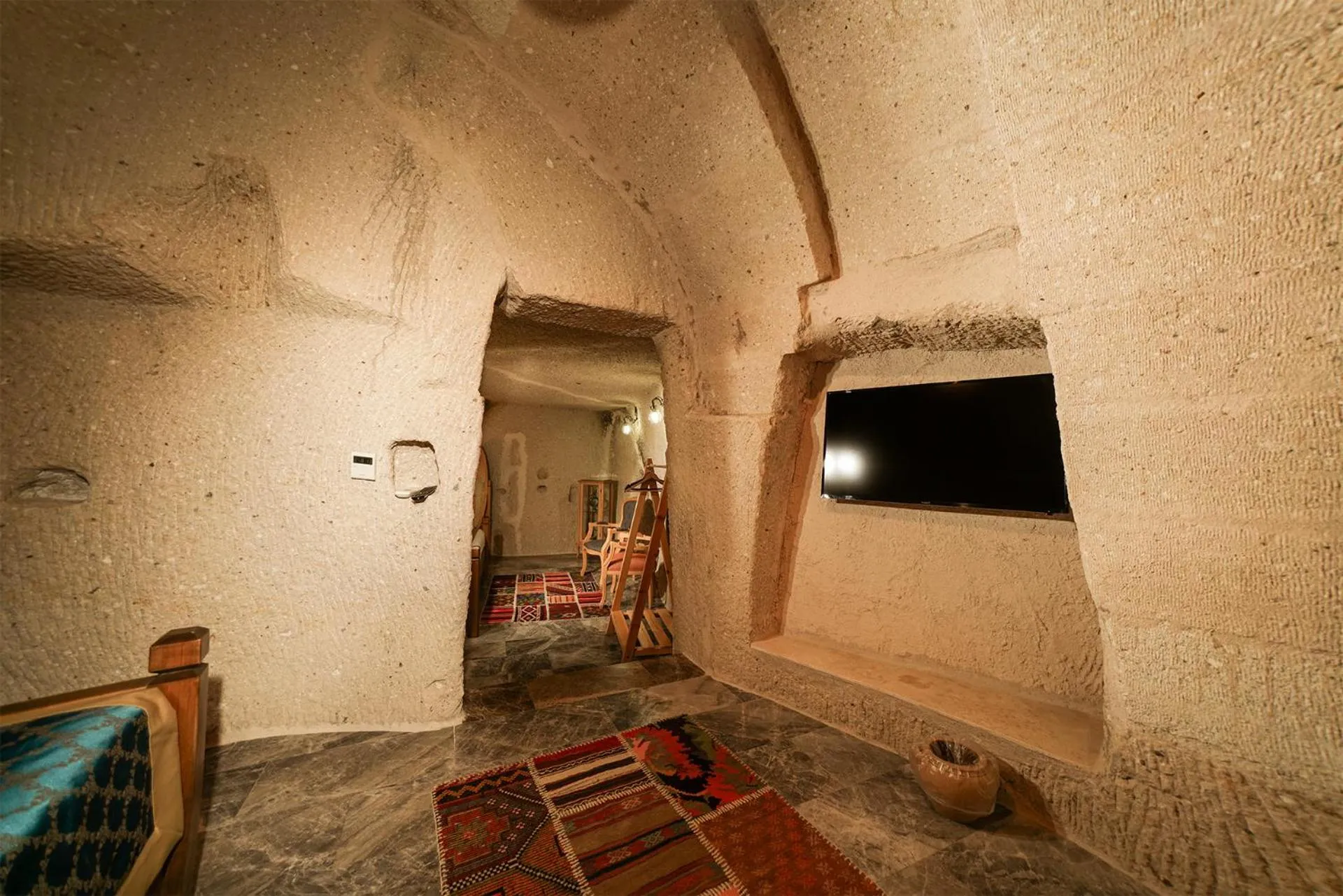 Bed in Caverna Hotel Premium Caves