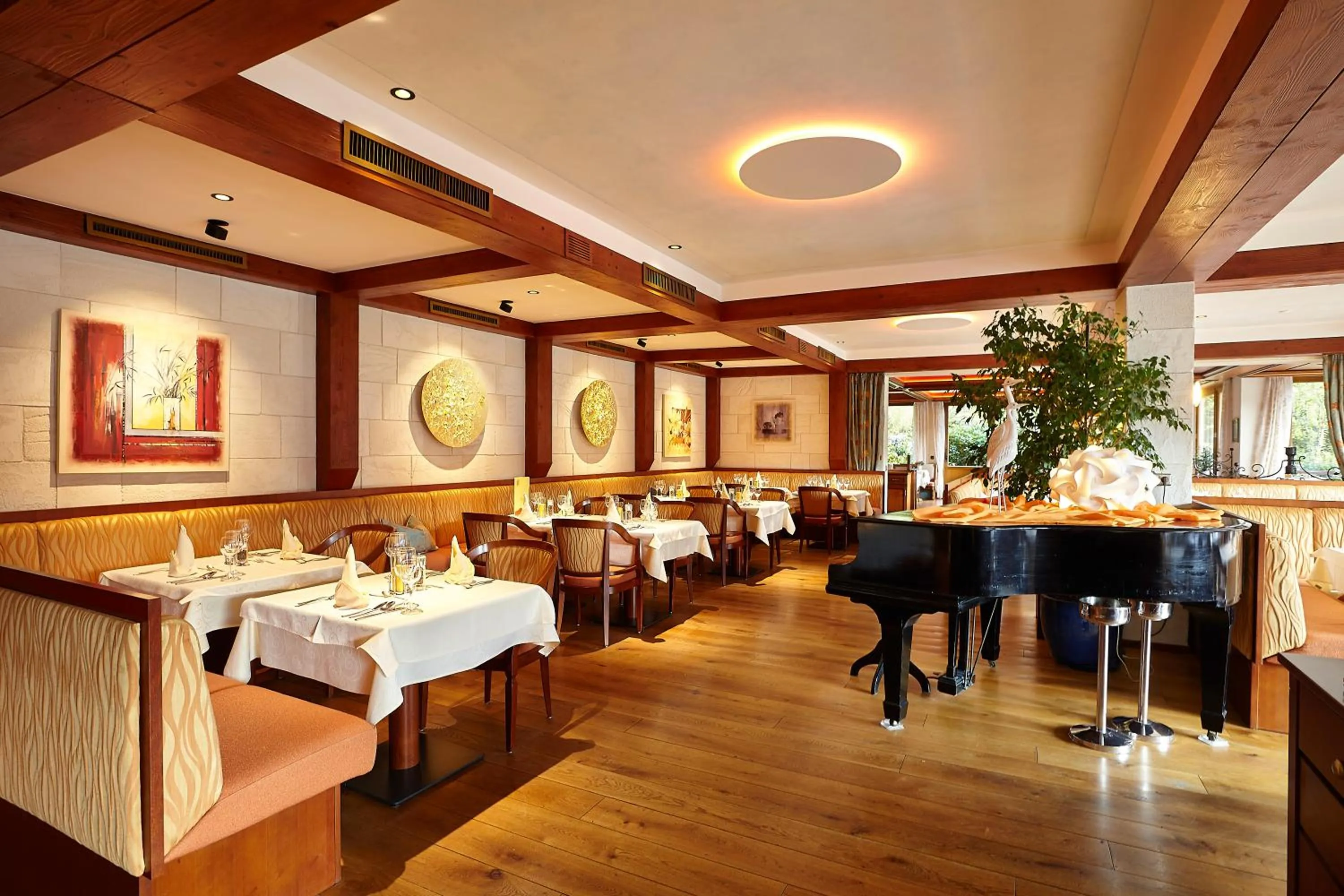 Restaurant/places to eat in Wellnesshotel Sonnenhalde Tonbach