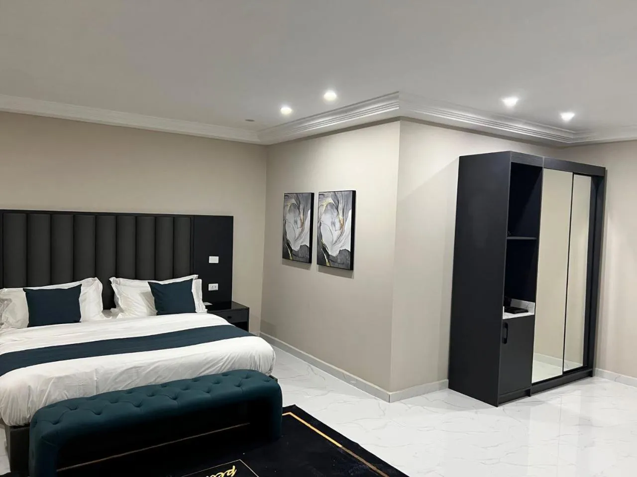 Bed in Lifestyle Luxury Hotel and Residence