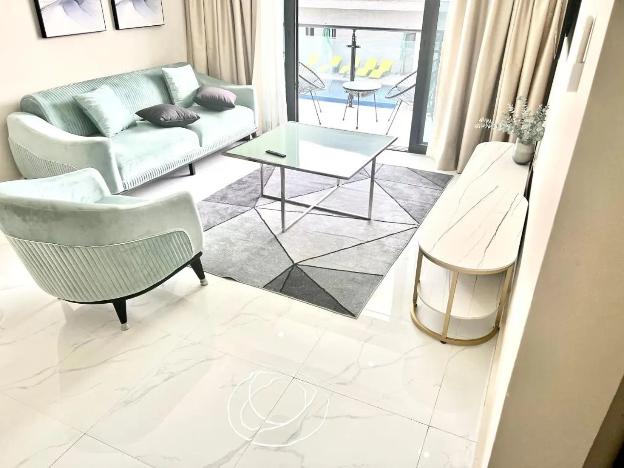 Deluxe One Bedroom Apartment in Lifestyle Luxury Hotel and Residence