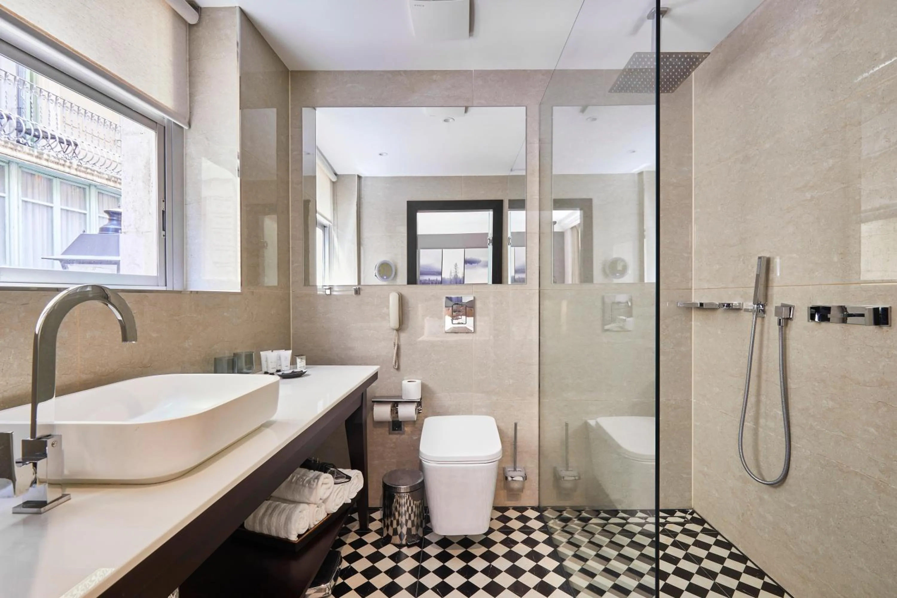 Bathroom in Hotel Cortes Rambla