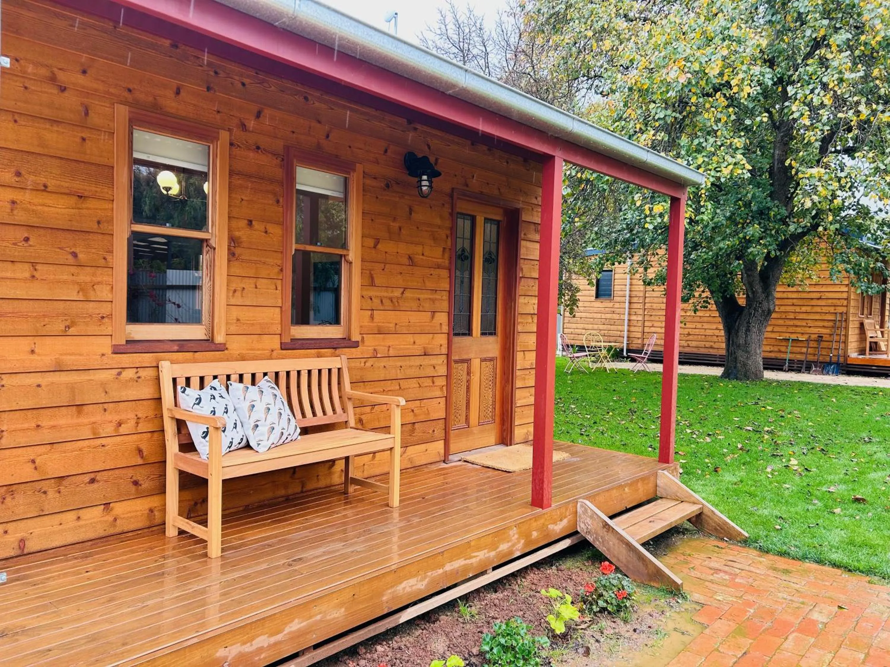 Property building in Willunga Gallery Cabins