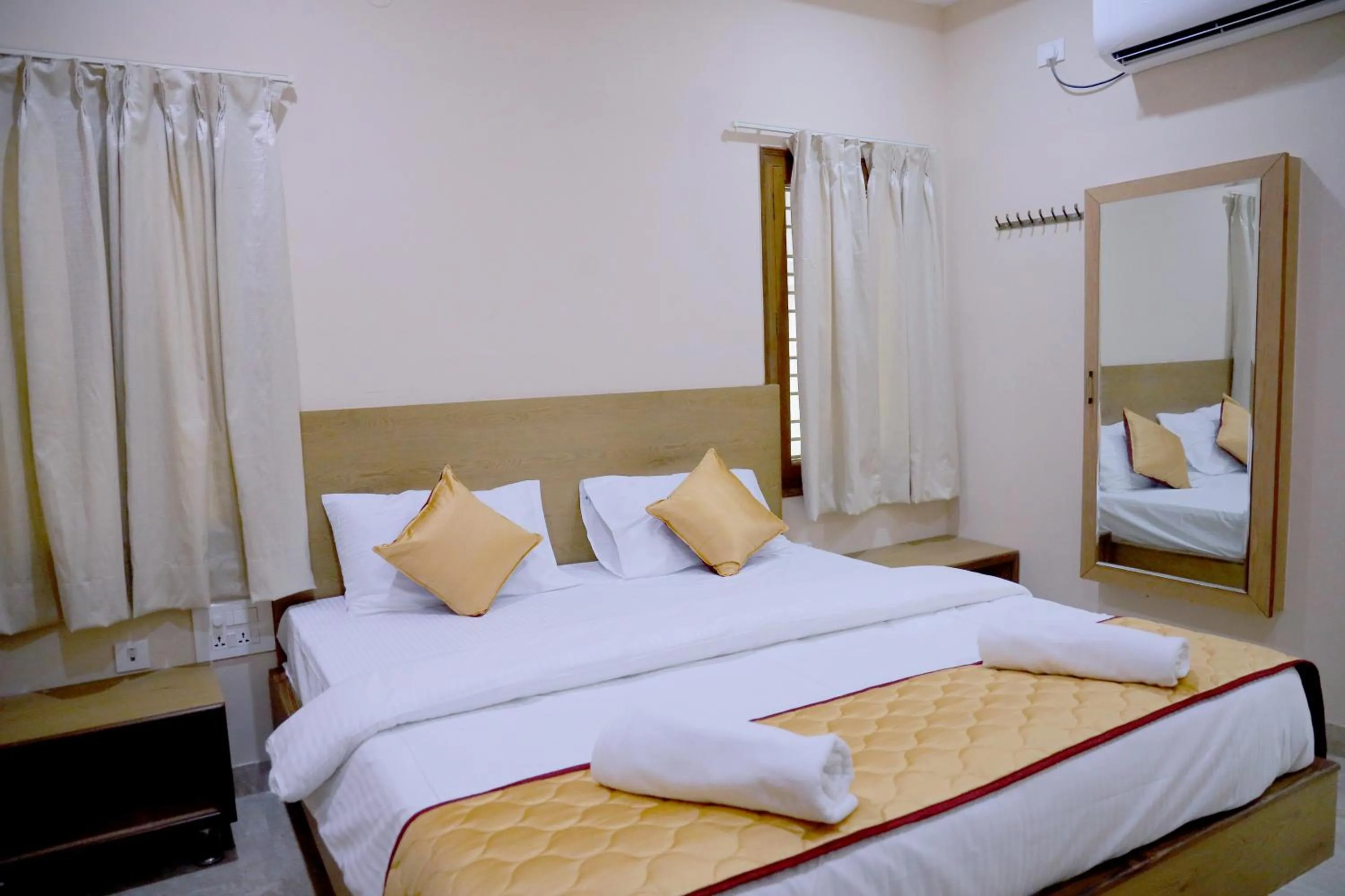 Bed in Padma Homes Stay- Luxury Service Apartment 1BHK & 2BHK & 3BHK