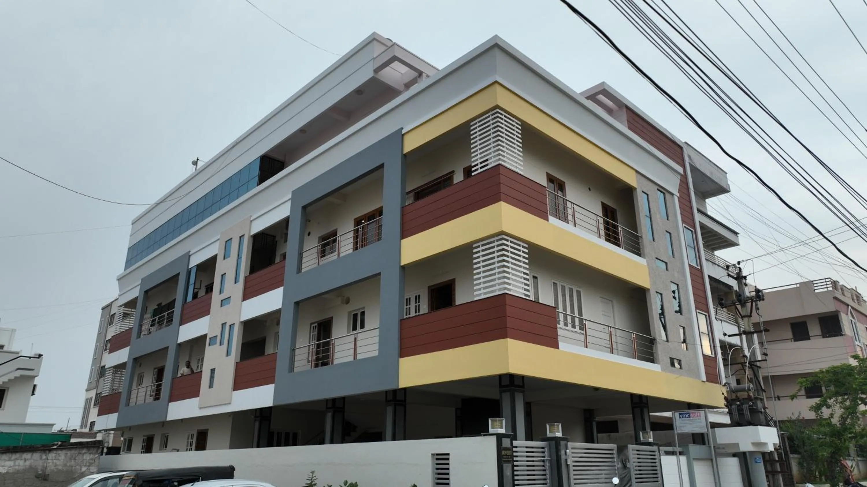 Property building in Padma Homes Stay- Luxury Service Apartment 1BHK & 2BHK & 3BHK