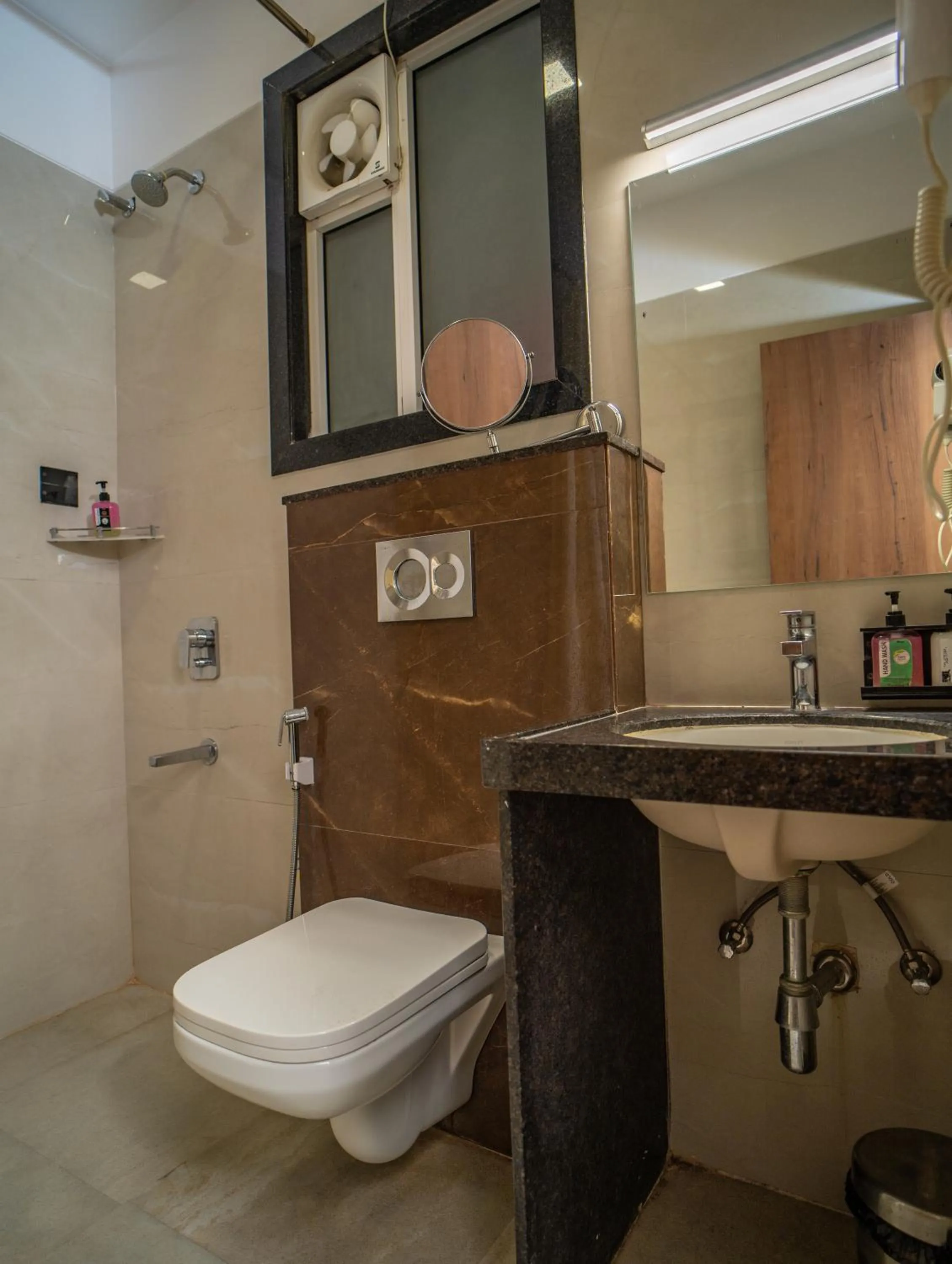 Toilet in RABBIT RATNAM -By Udaipur Hotels