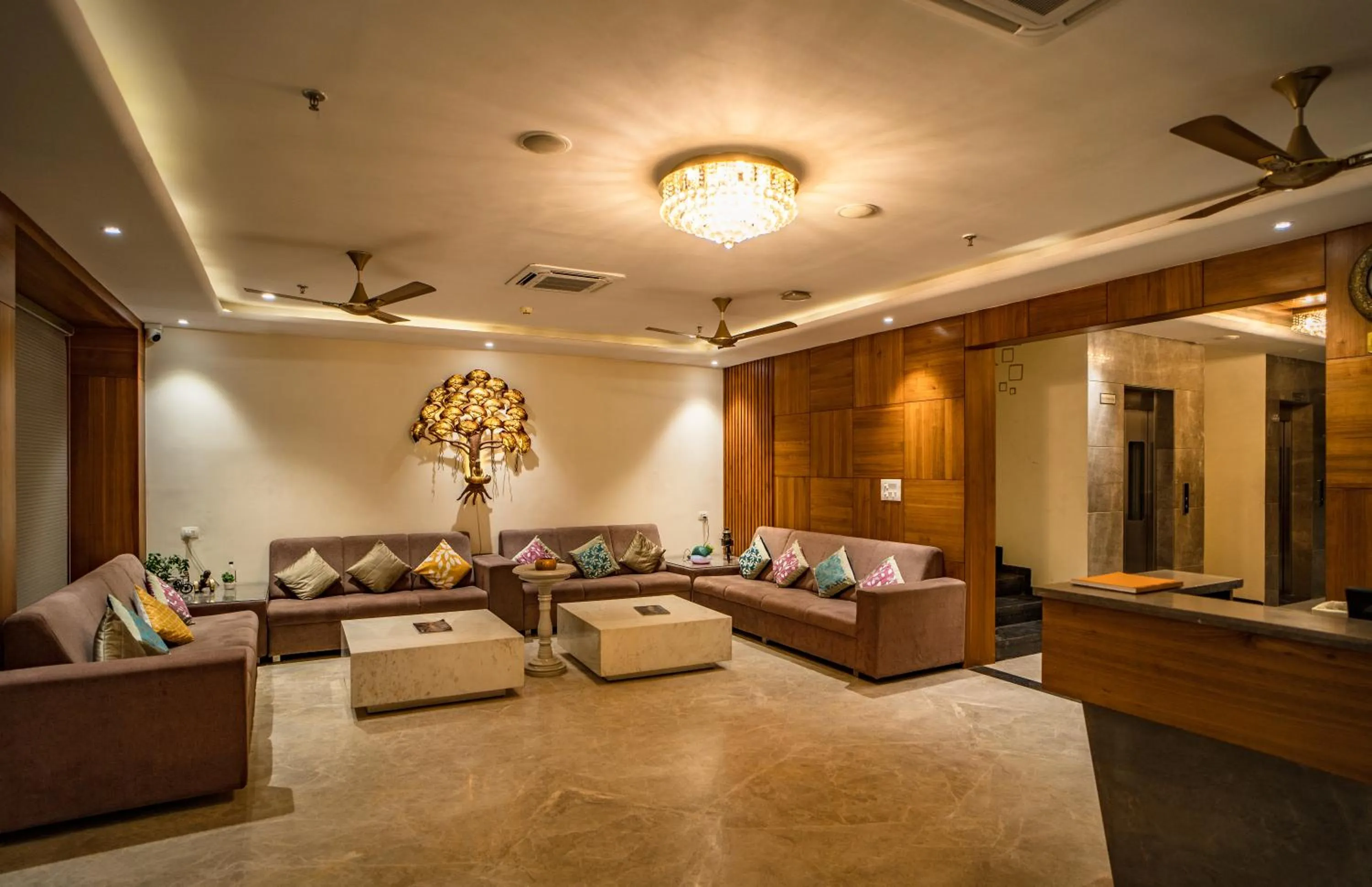 Lobby or reception in RABBIT RATNAM -By Udaipur Hotels