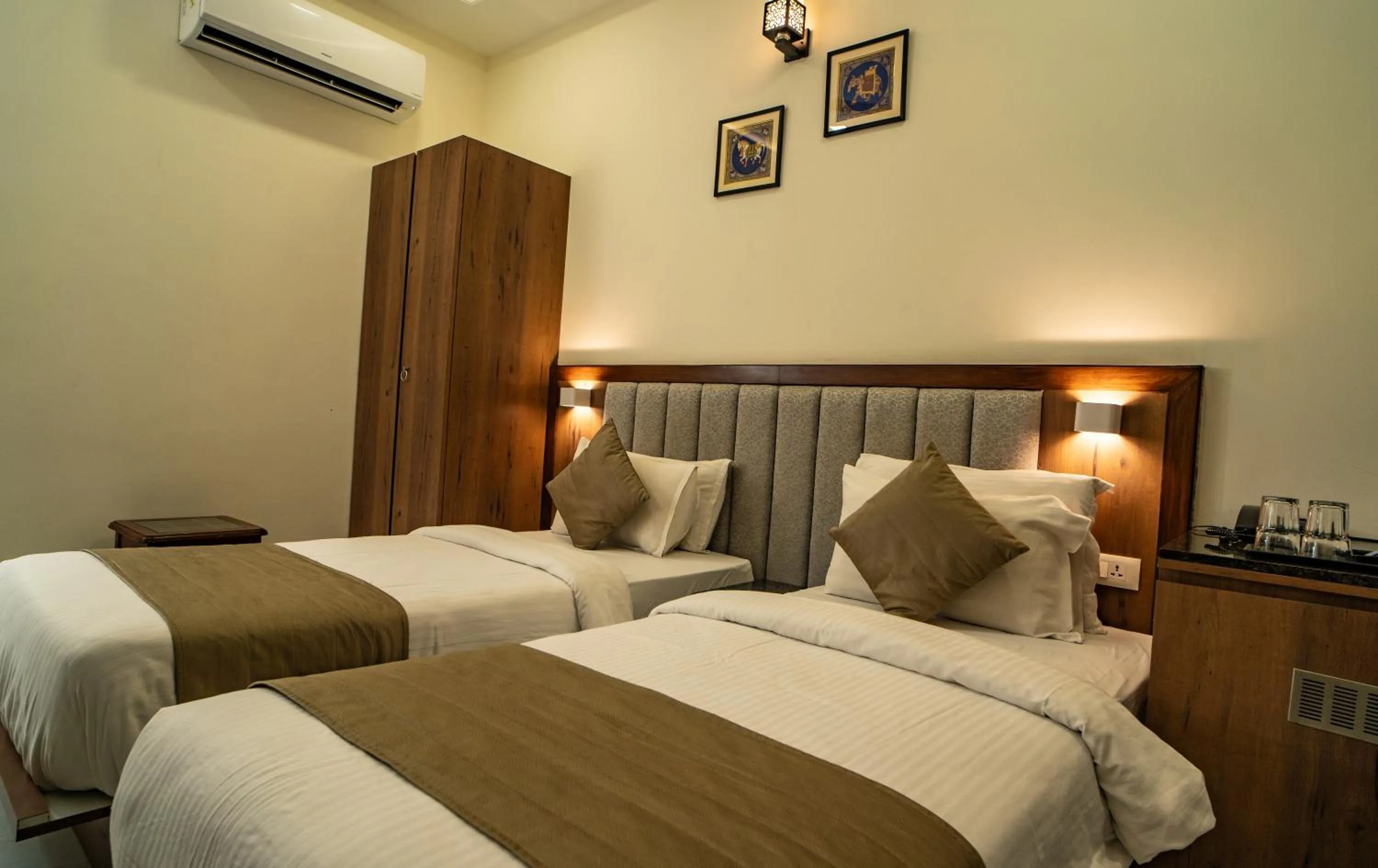 Bed in RABBIT RATNAM -By Udaipur Hotels
