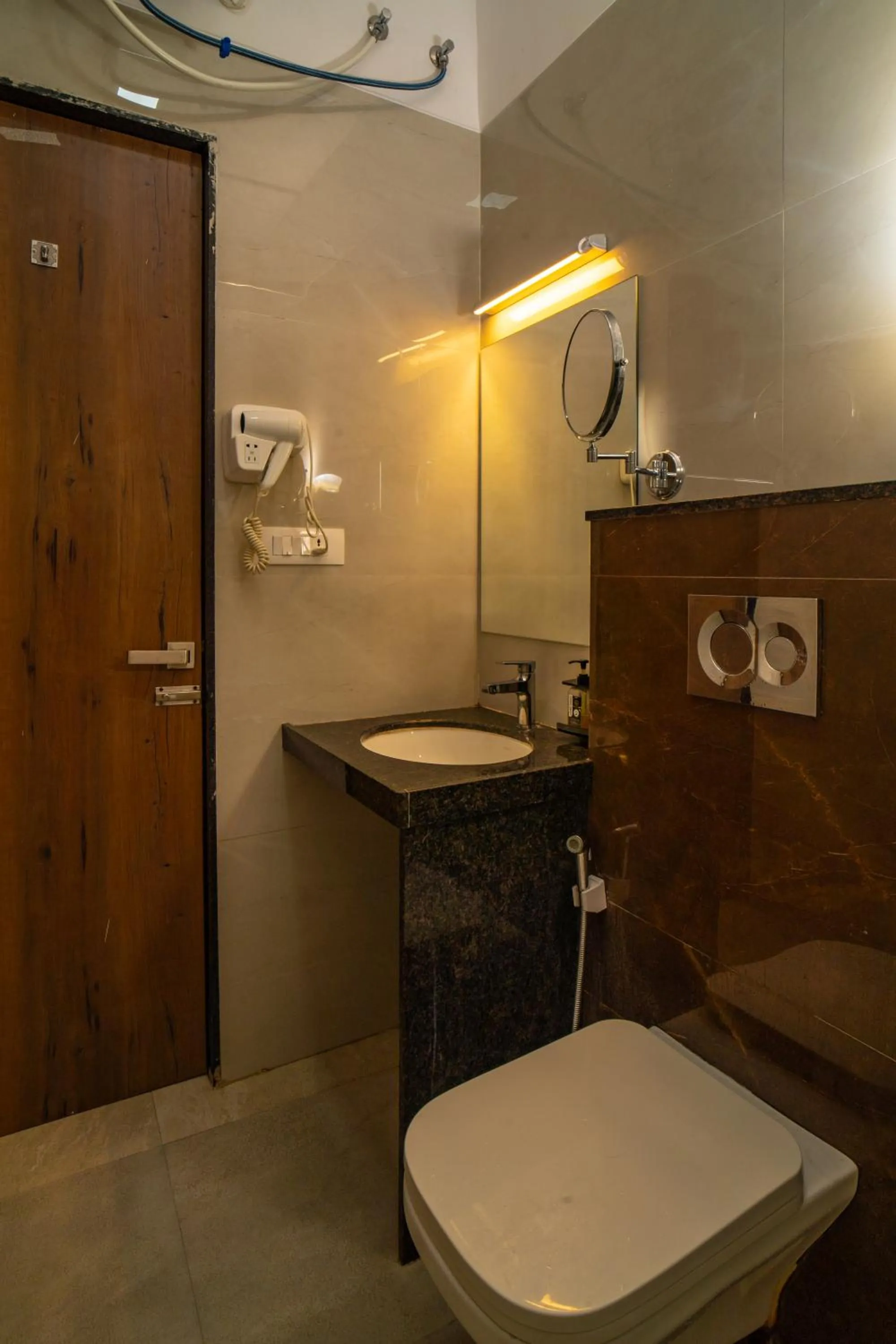 Toilet in RABBIT RATNAM -By Udaipur Hotels